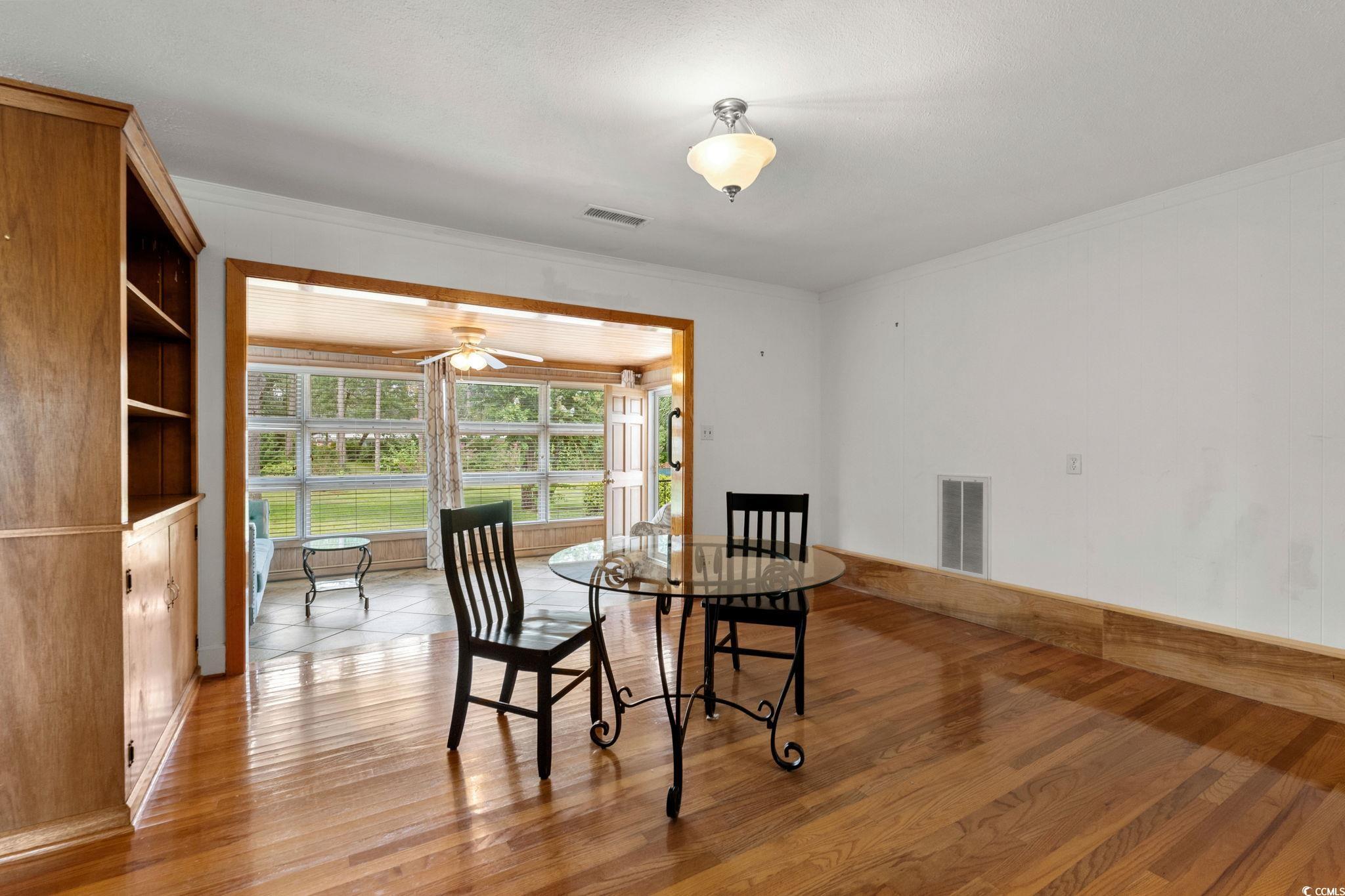 5703 Woodside Ave.