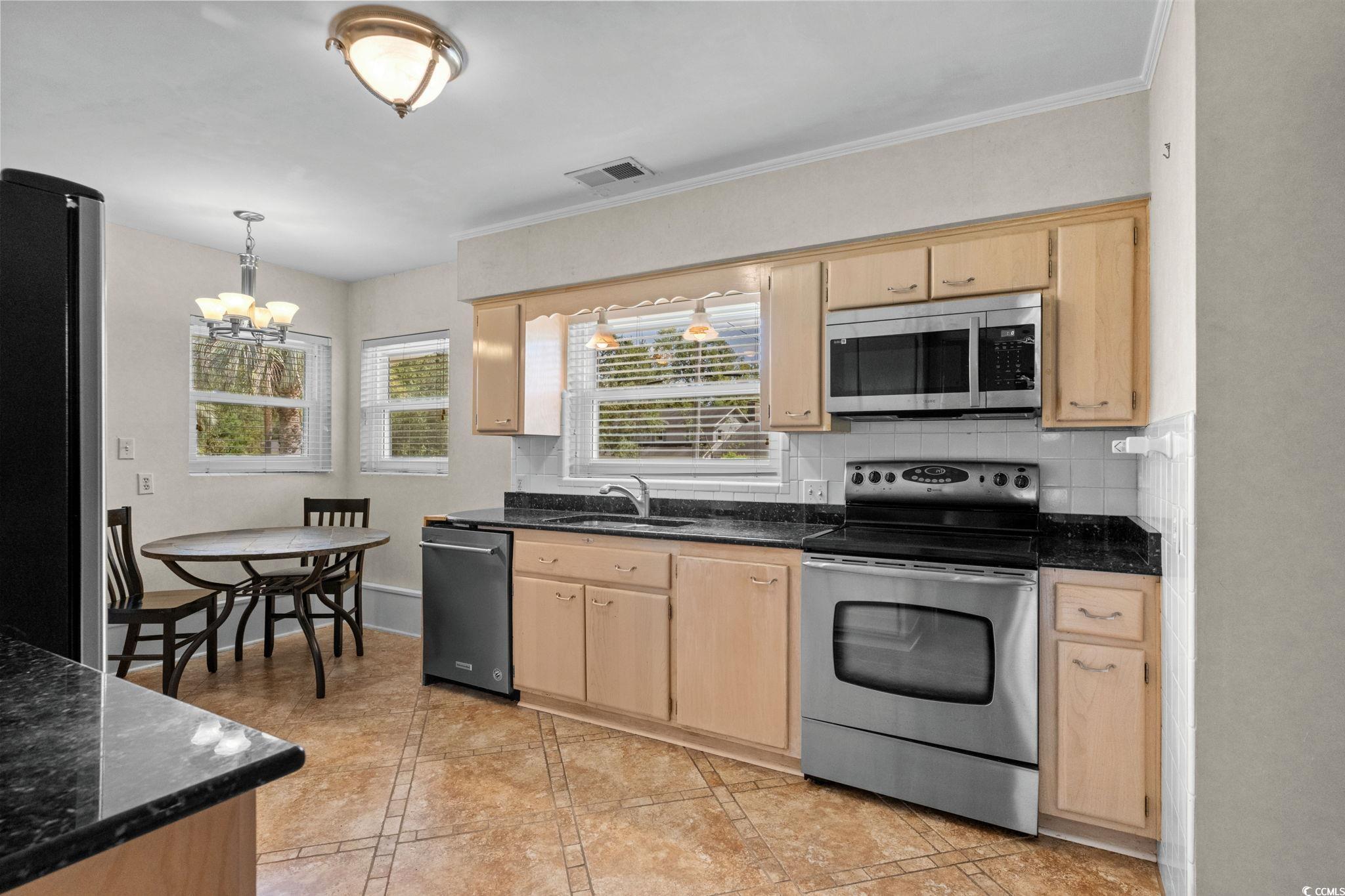 5703 Woodside Ave.