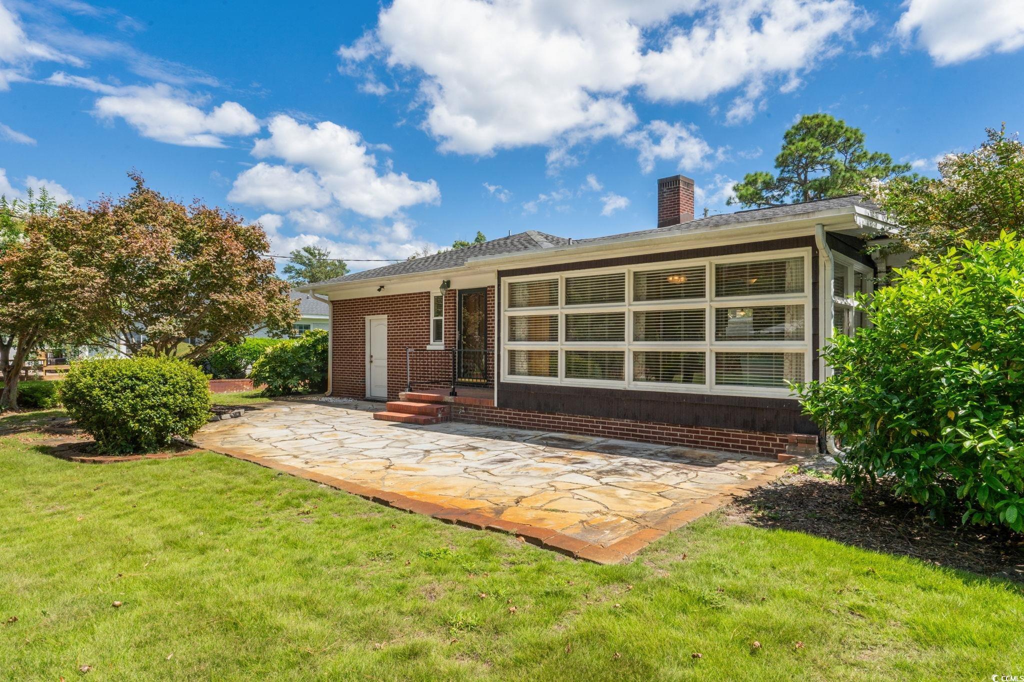 5703 Woodside Ave.
