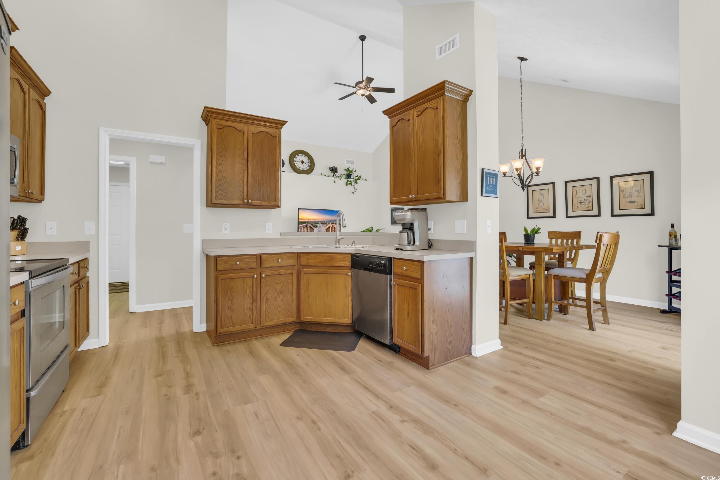 3126 Shorecrest Bay Dr.