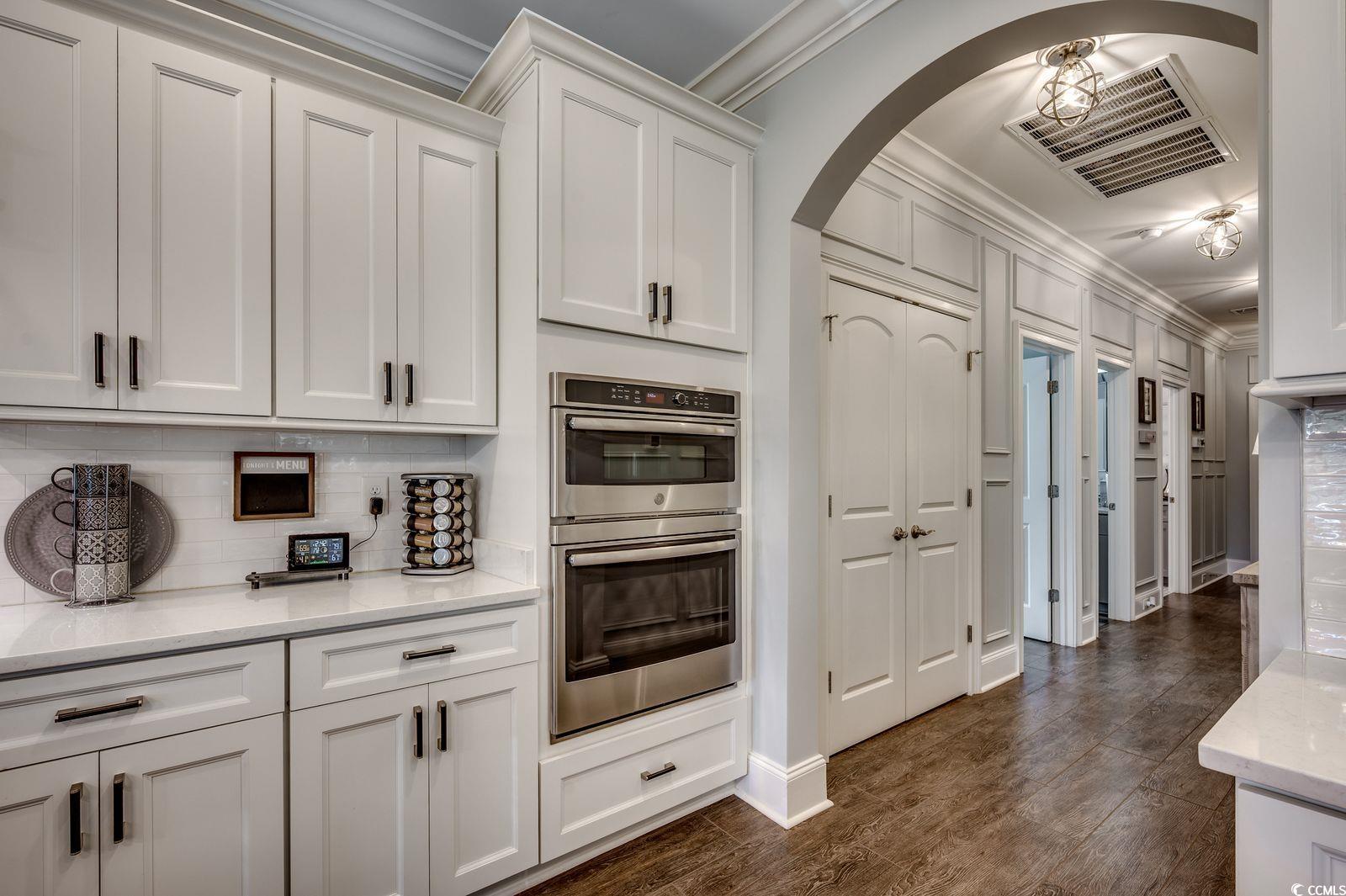 7009 Turtle Cove Dr.