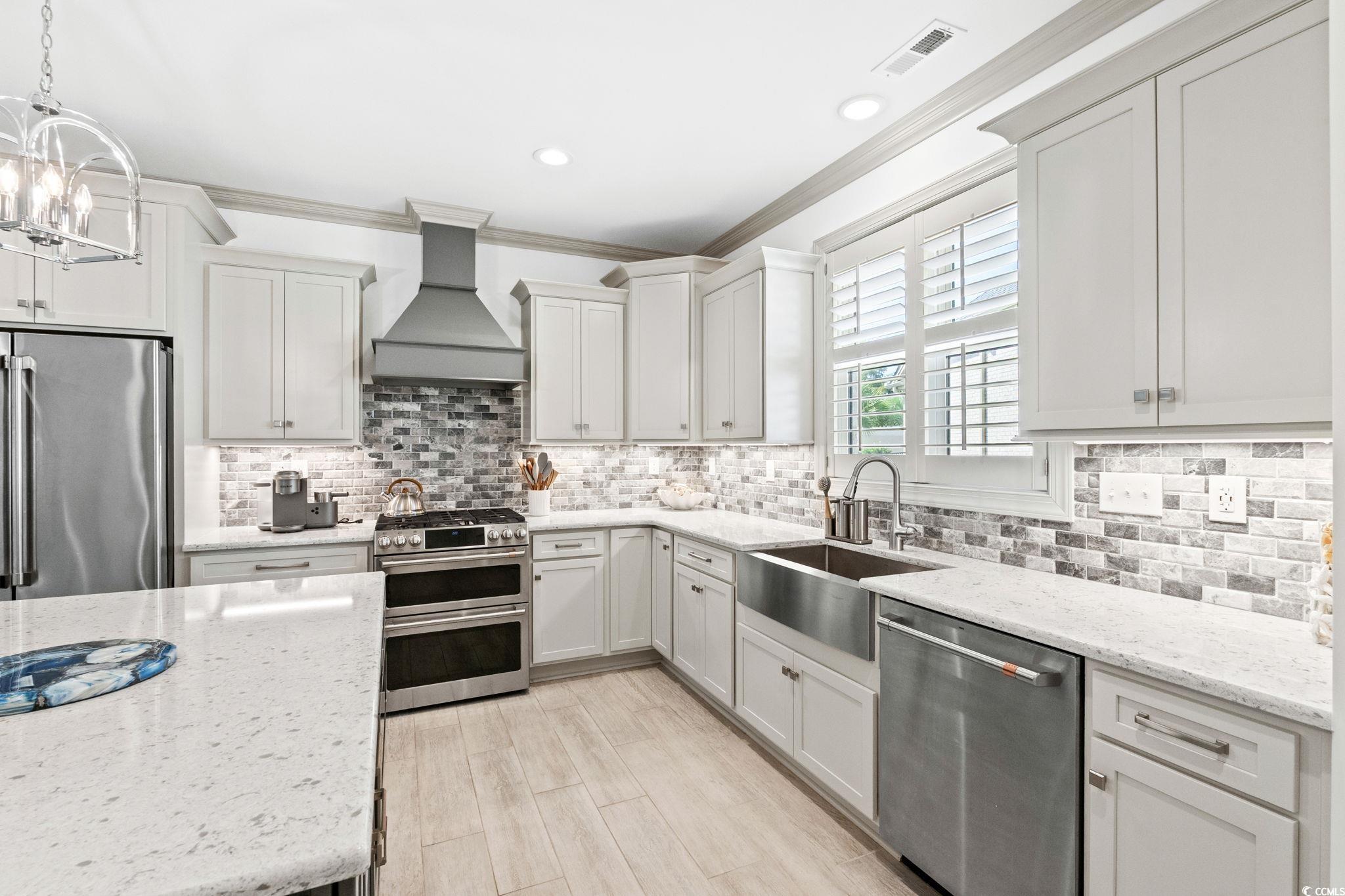 8454 Cape Dutch Loop