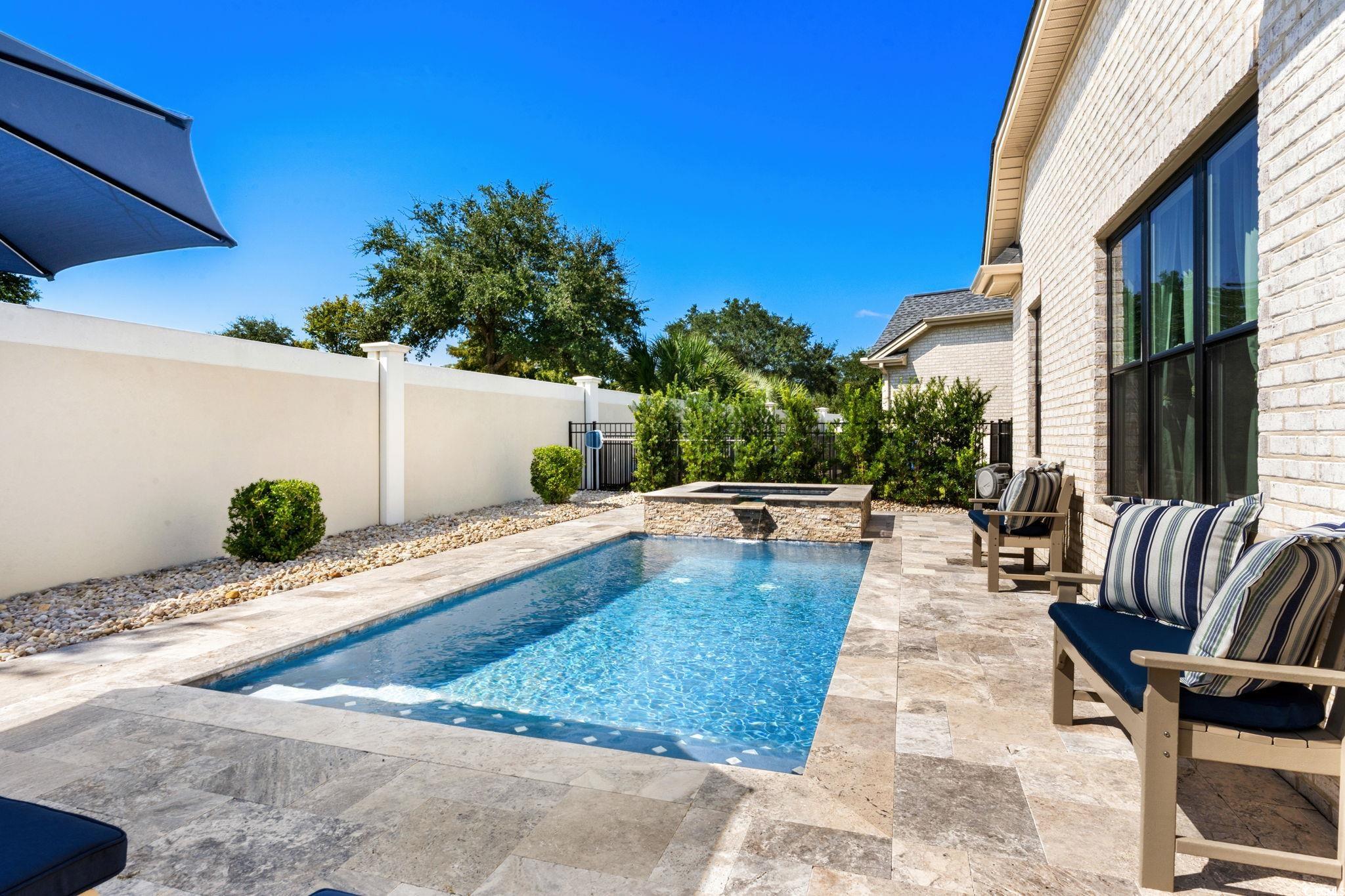 8454 Cape Dutch Loop