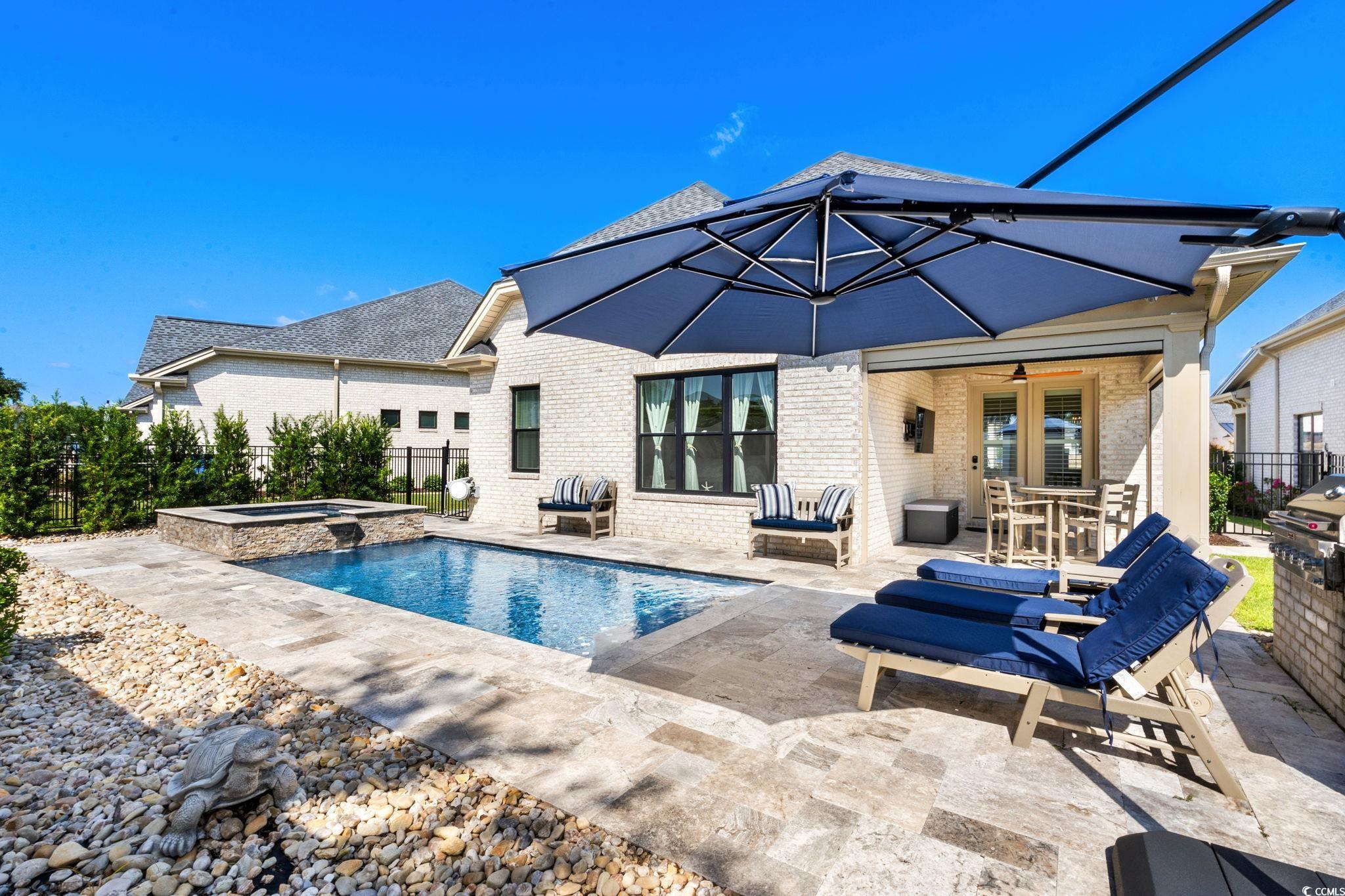 8454 Cape Dutch Loop