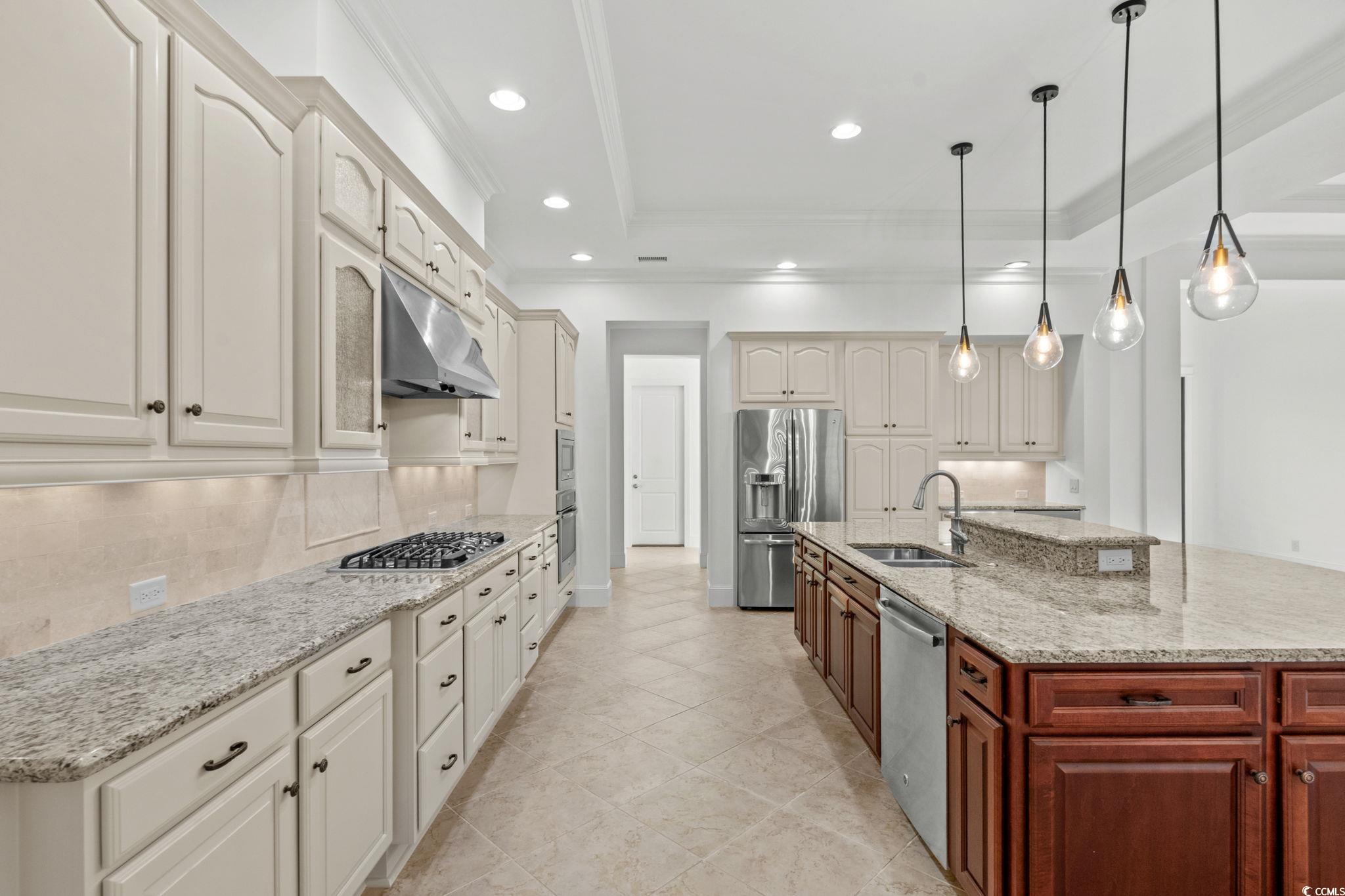 9590 Bellasera Circle