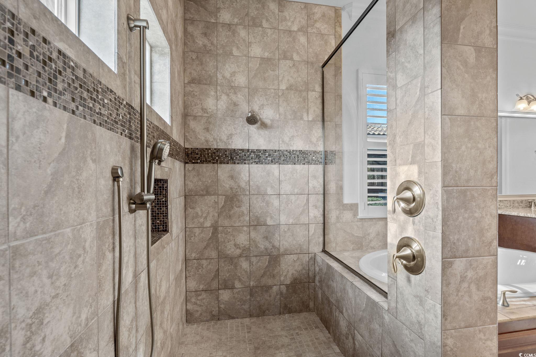 9590 Bellasera Circle