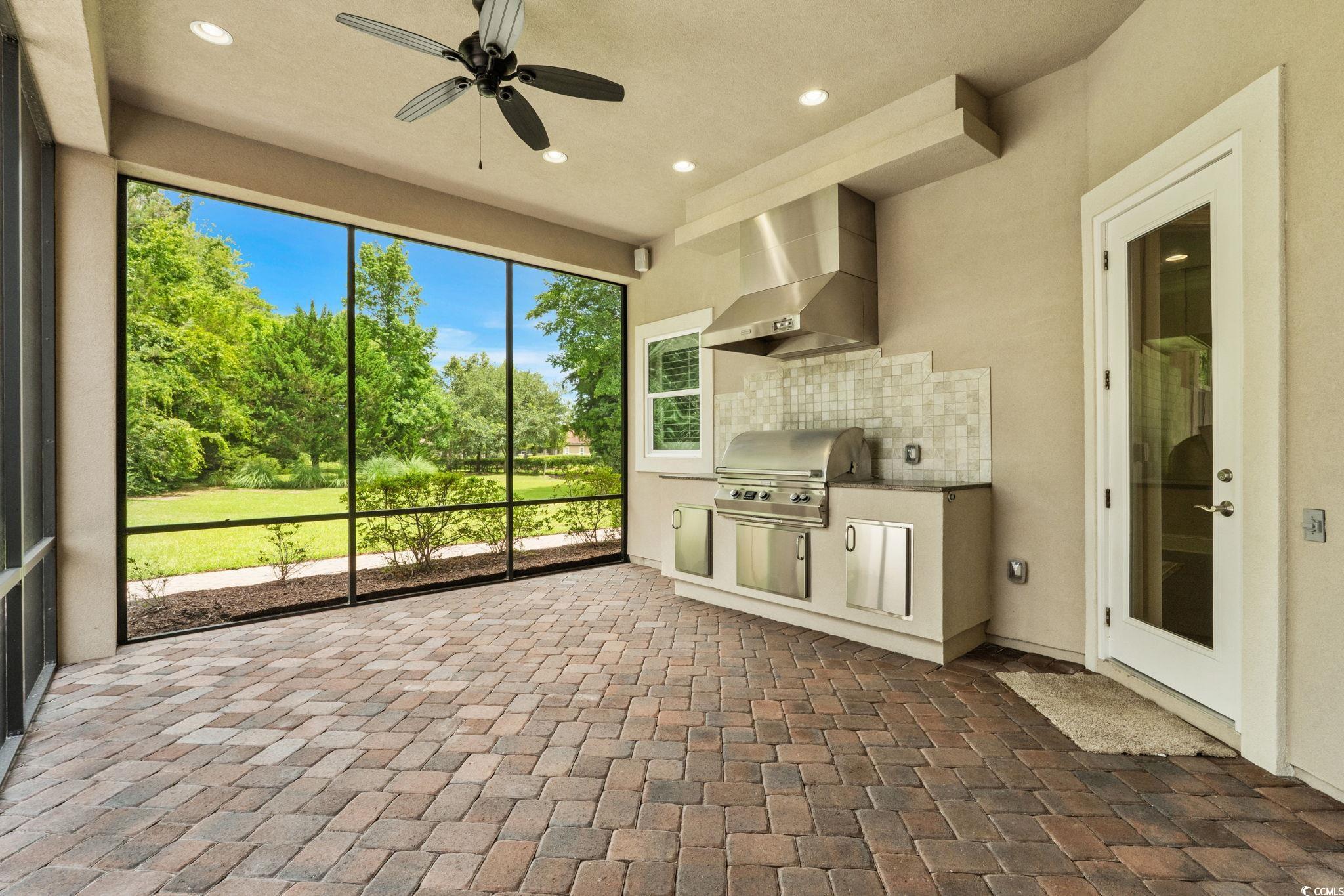 9590 Bellasera Circle