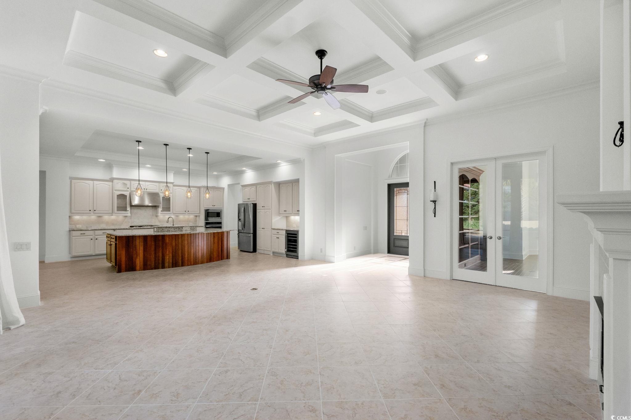 9590 Bellasera Circle