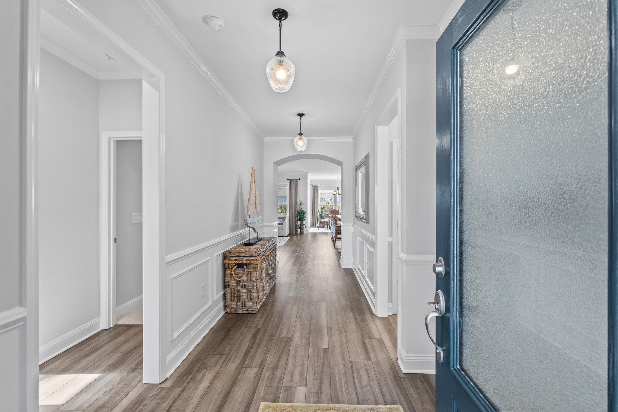 1223 Passante Ave.