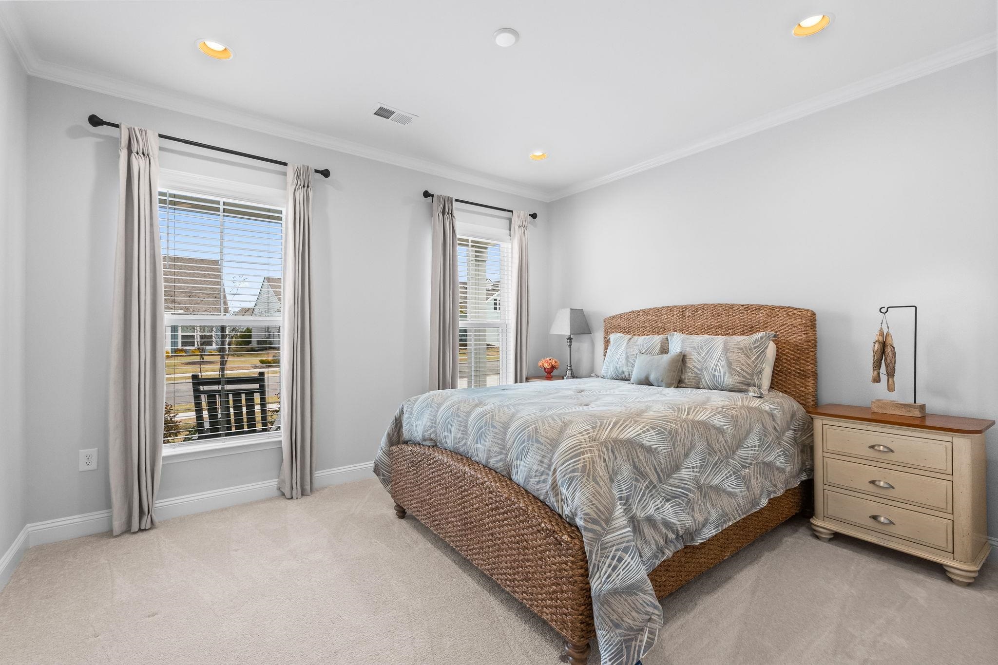 1223 Passante Ave.