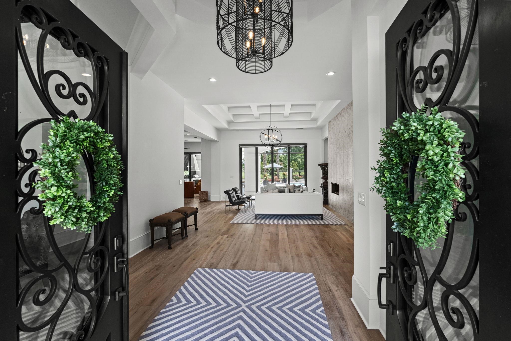 9410 Bellasera Circle