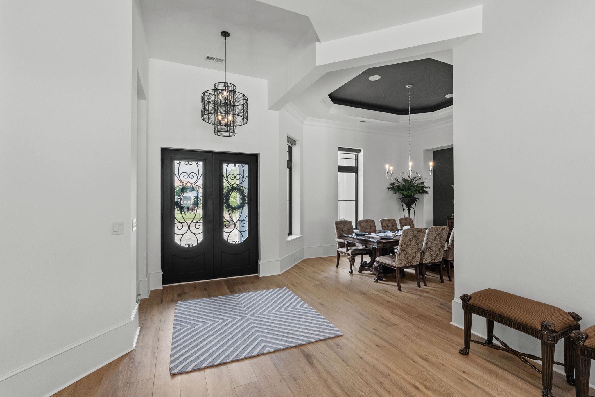 9410 Bellasera Circle