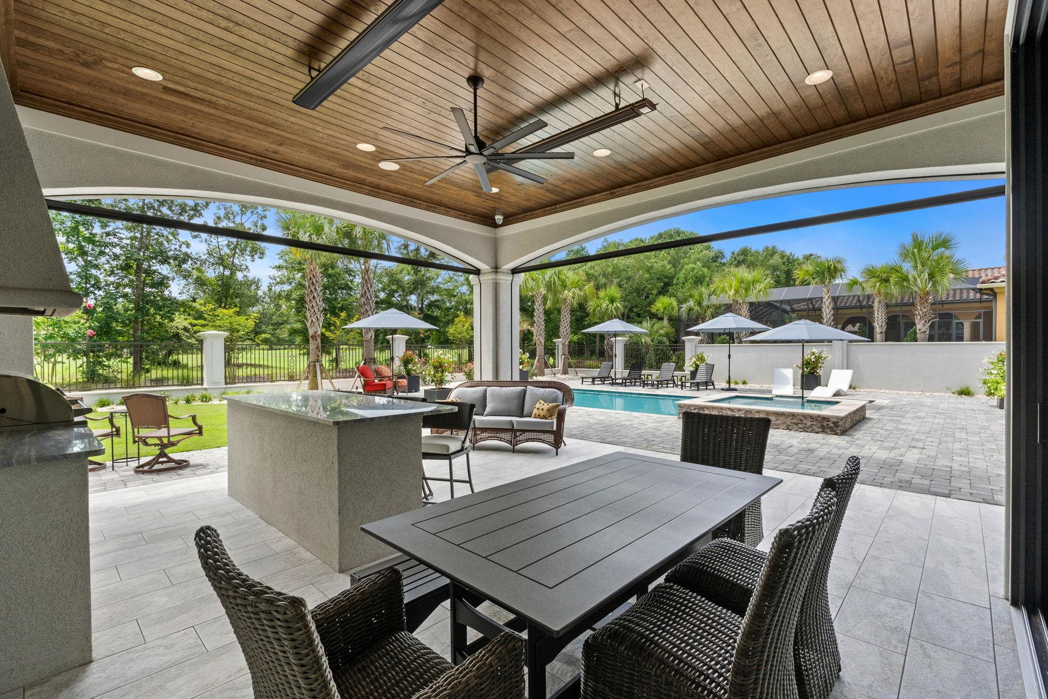 9410 Bellasera Circle