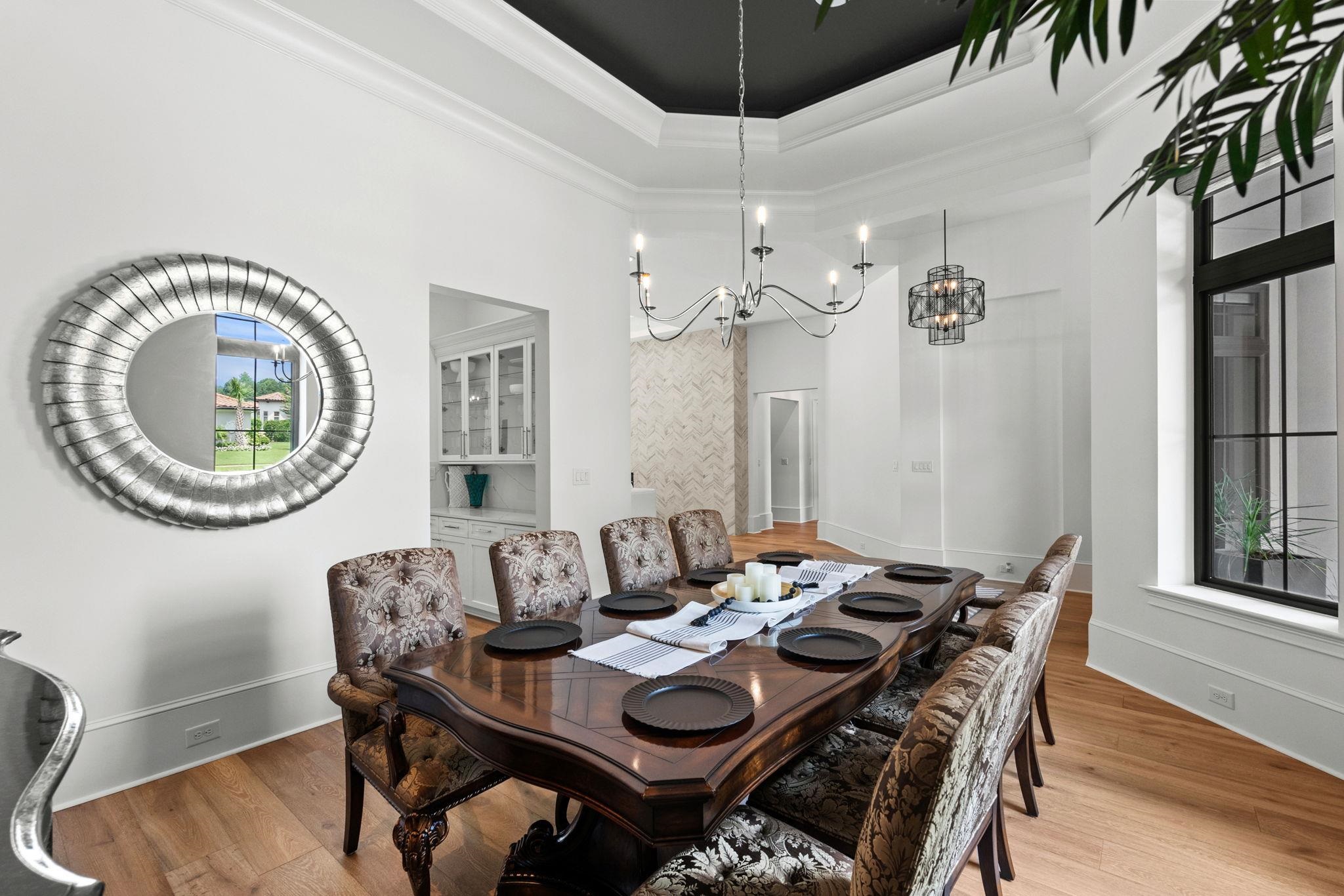 9410 Bellasera Circle