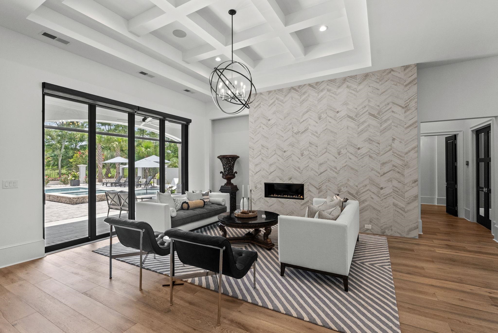 9410 Bellasera Circle