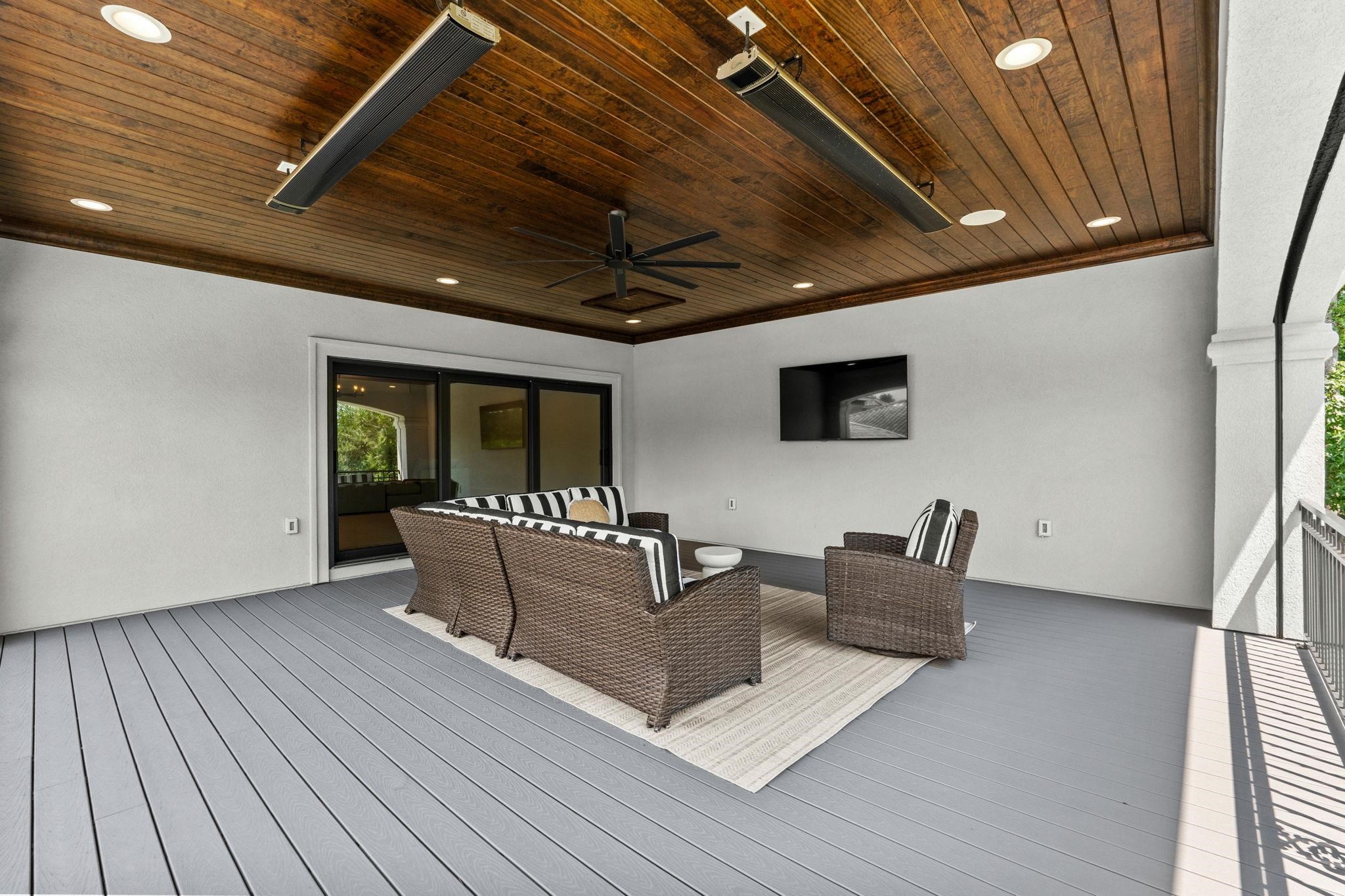 9410 Bellasera Circle