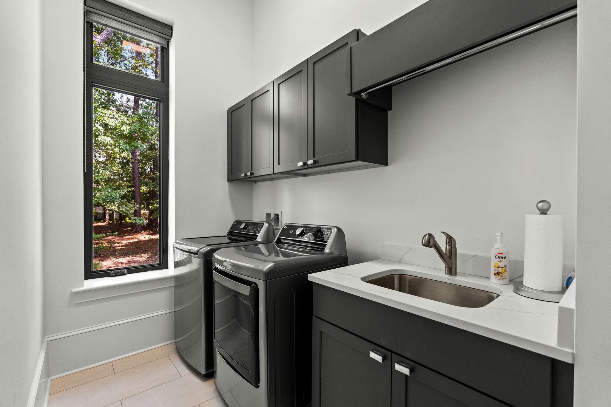 9410 Bellasera Circle