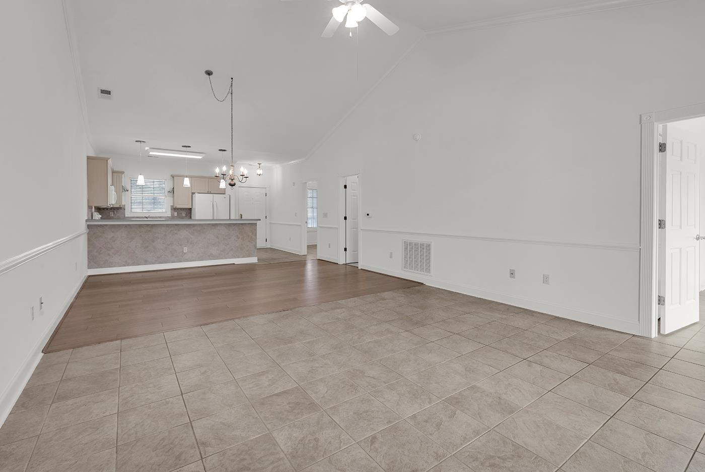 4898 Luster Leaf Circle Unit: 403