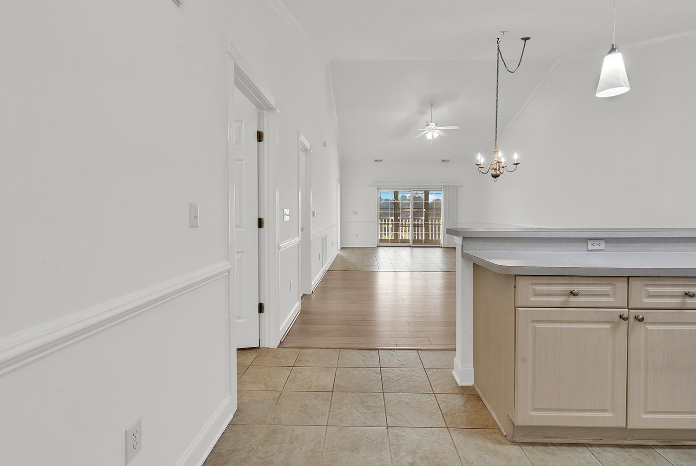 4898 Luster Leaf Circle Unit: 403