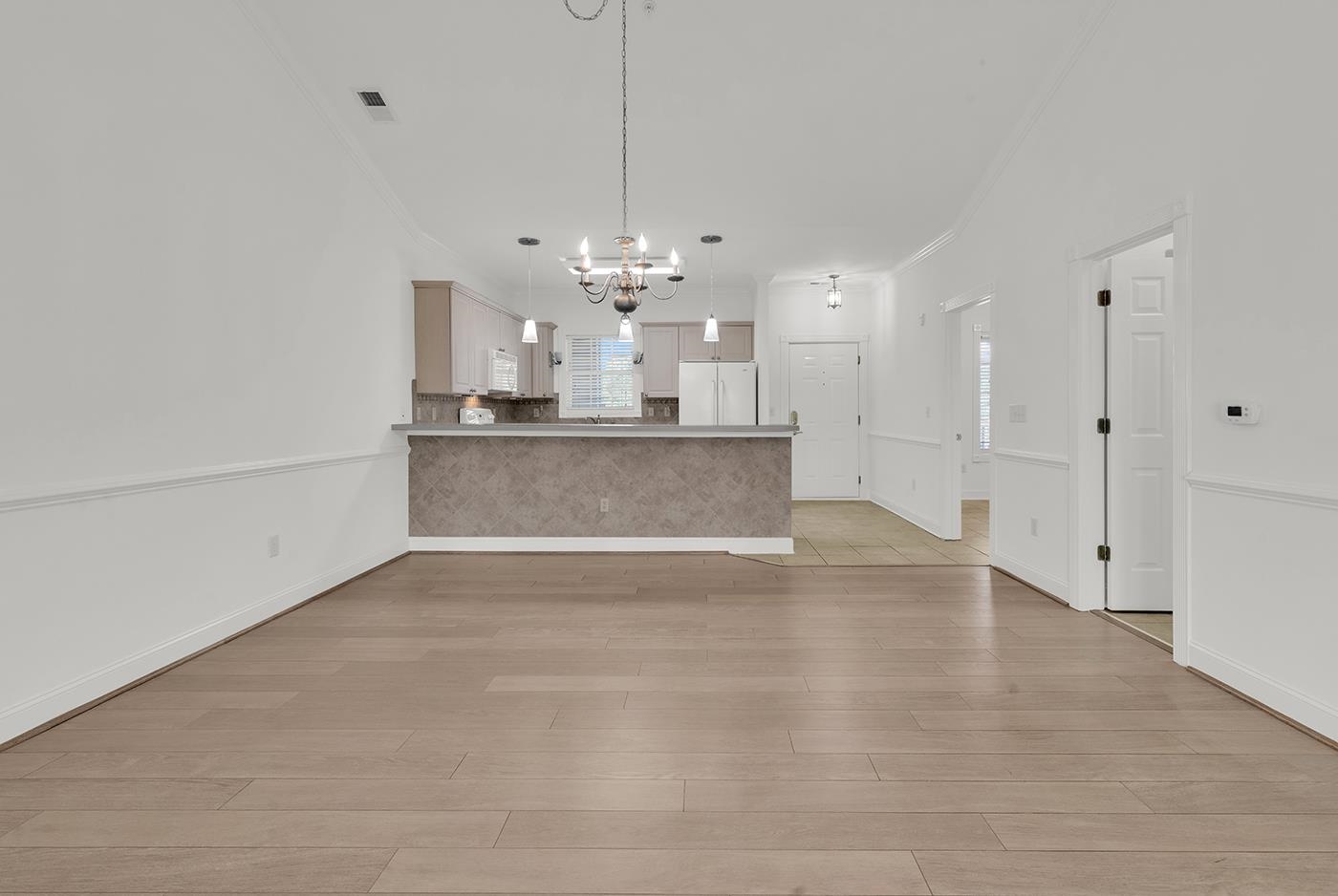 4898 Luster Leaf Circle Unit: 403