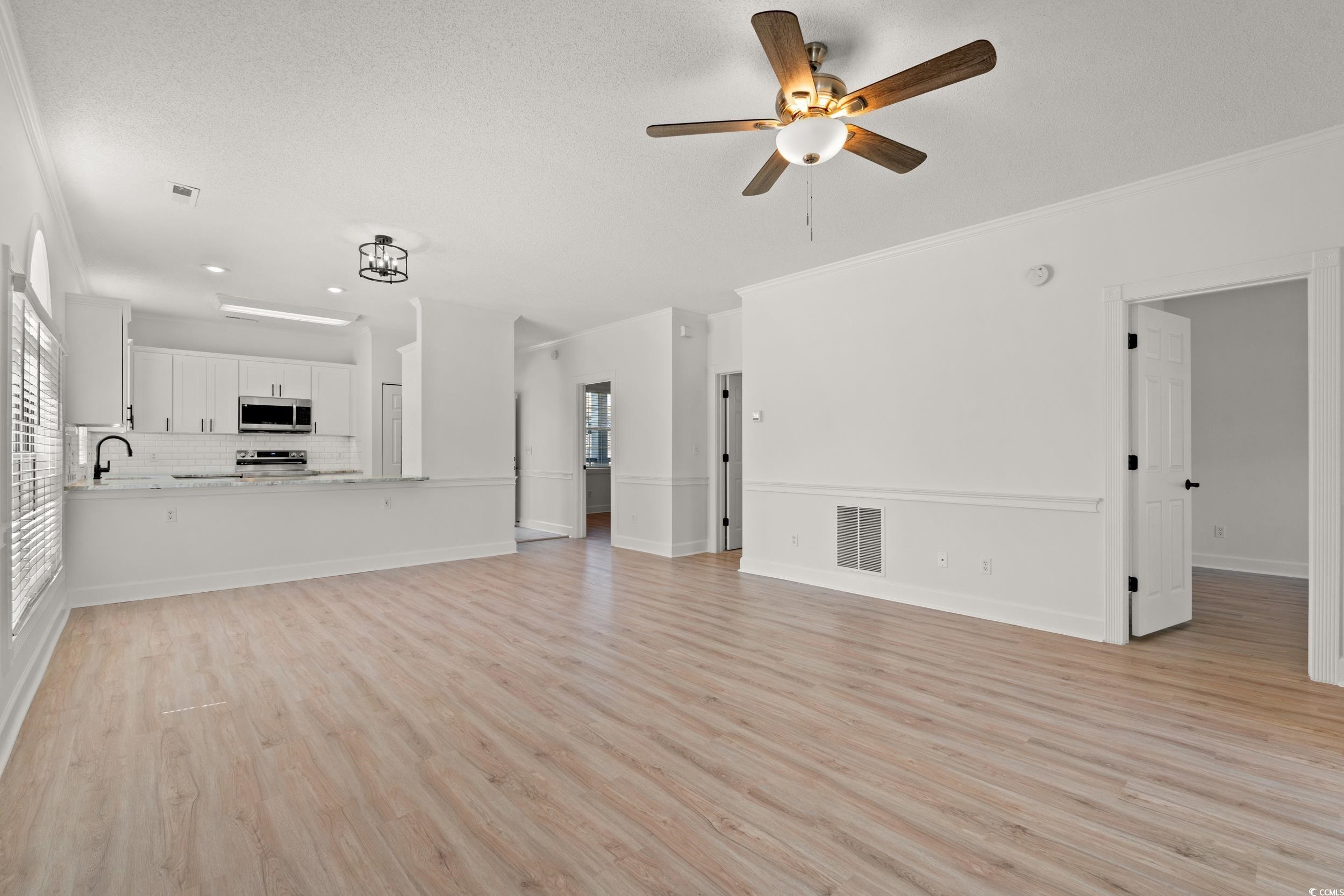 4683 Wild Iris Dr. Unit: 204