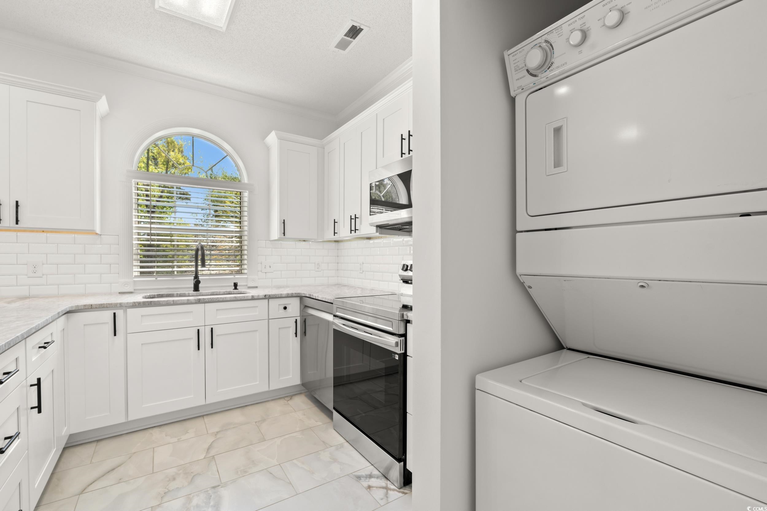 4683 Wild Iris Dr. Unit: 204