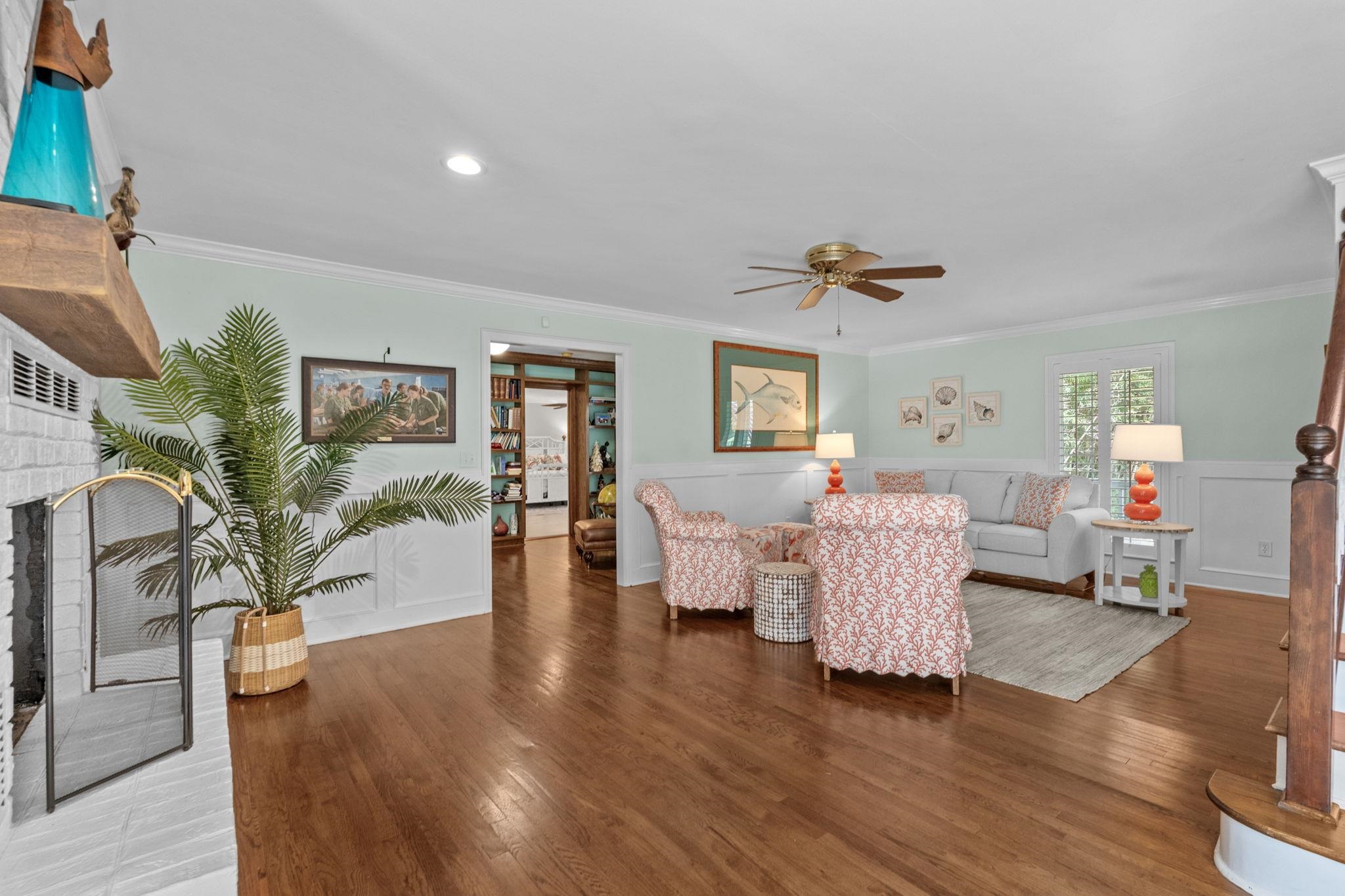 64 Middle Gate Rd.