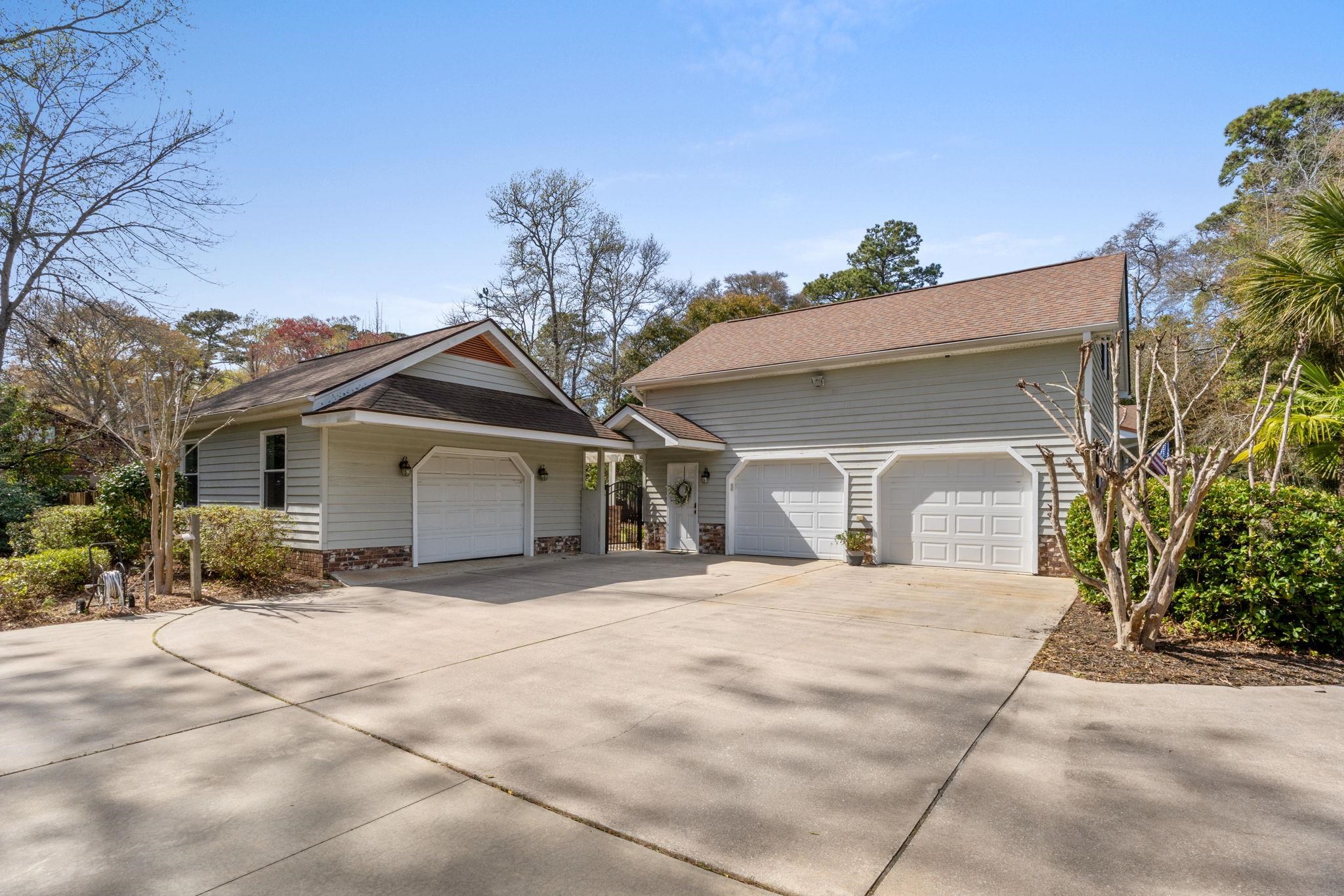 64 Middle Gate Rd.
