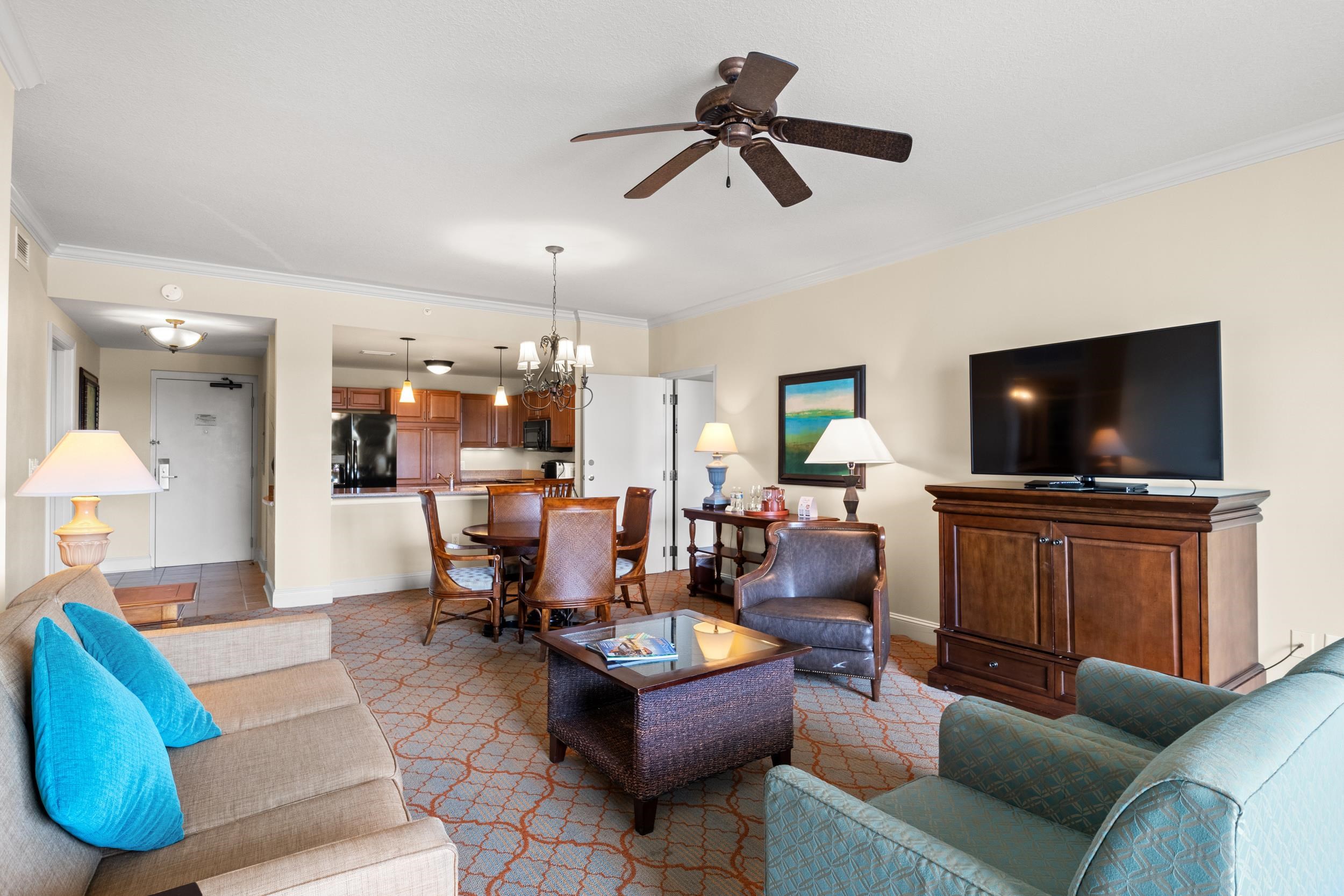 8121 Amalfi Pl. Unit: 7-604