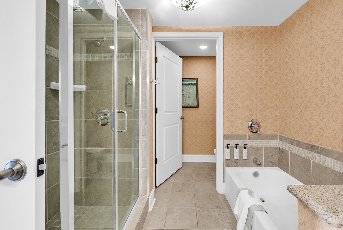 8121 Amalfi Pl. Unit: 7-205