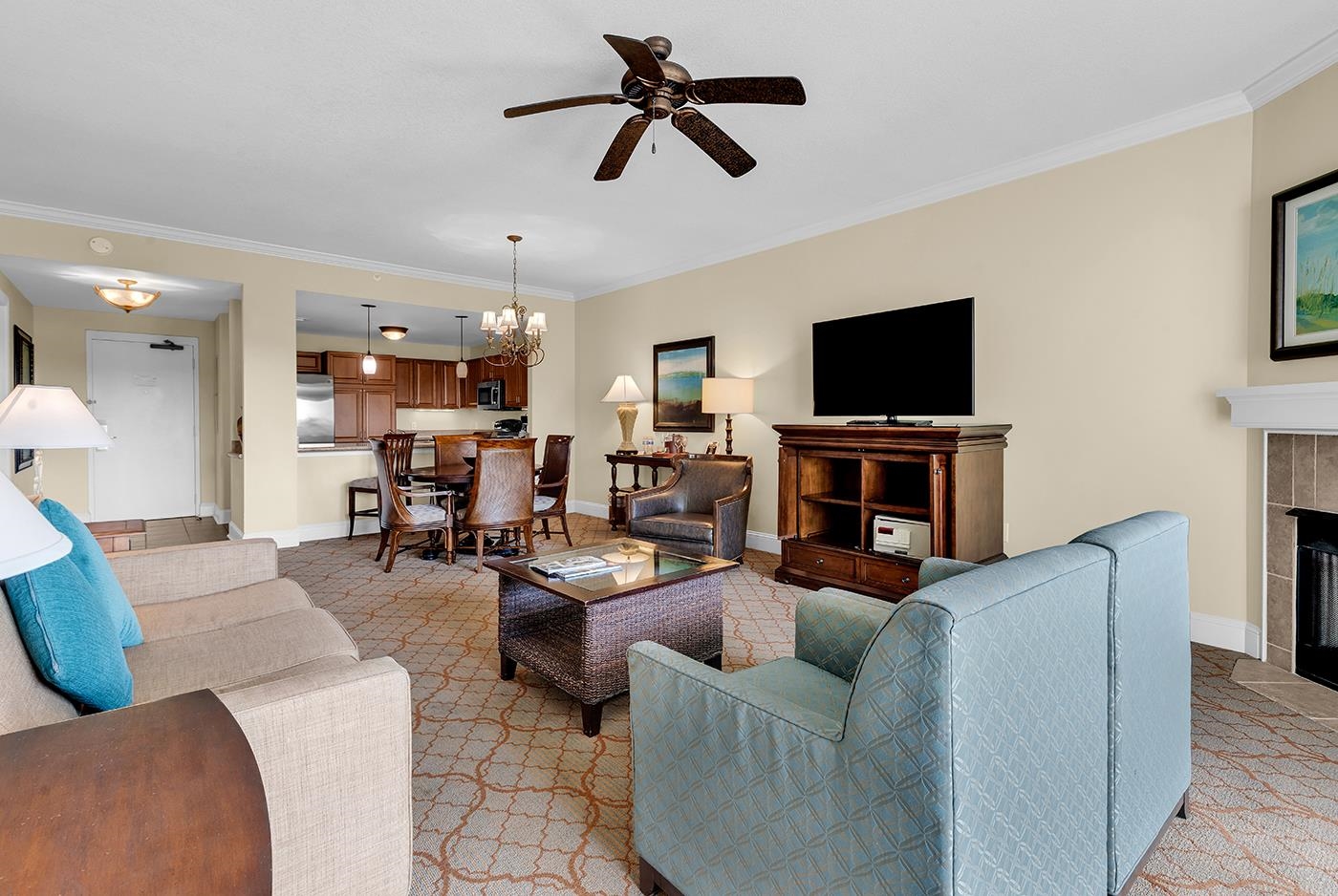 8121 Amalfi Pl. Unit: 7-205