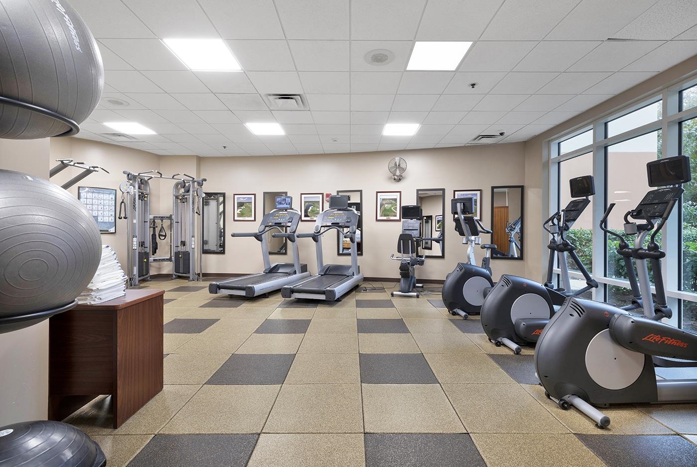 8121 Amalfi Pl. Unit: 7-205