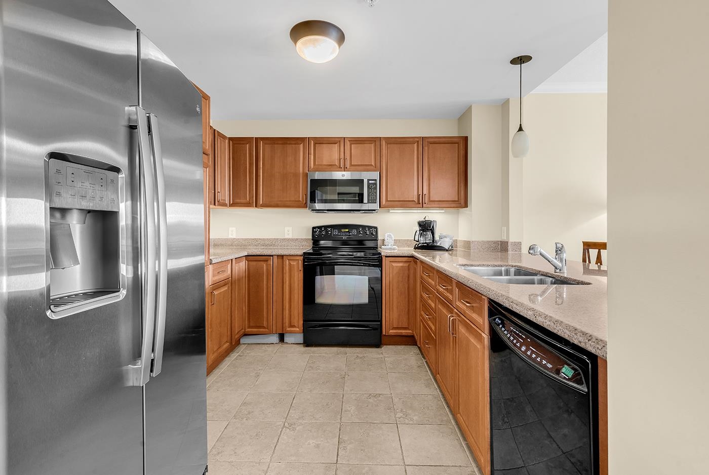 8121 Amalfi Pl. Unit: 7-205