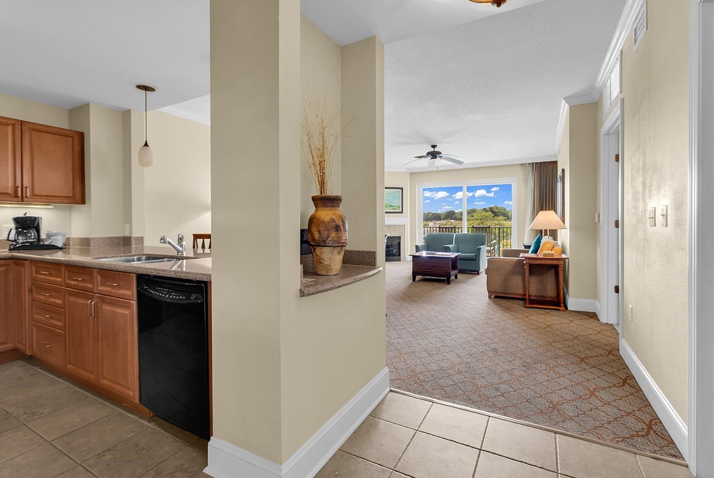 8121 Amalfi Pl. Unit: 7-205