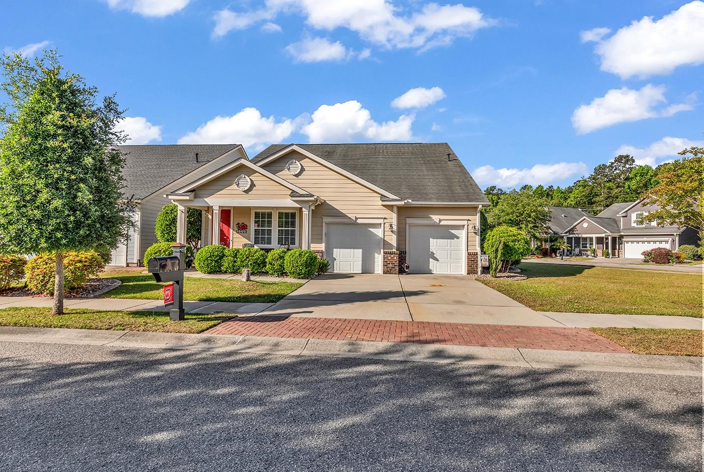 1605 Legends Ave.