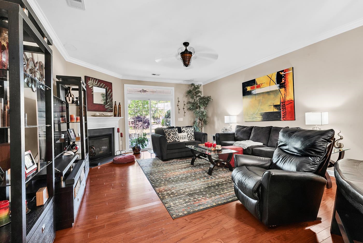 1605 Legends Ave.