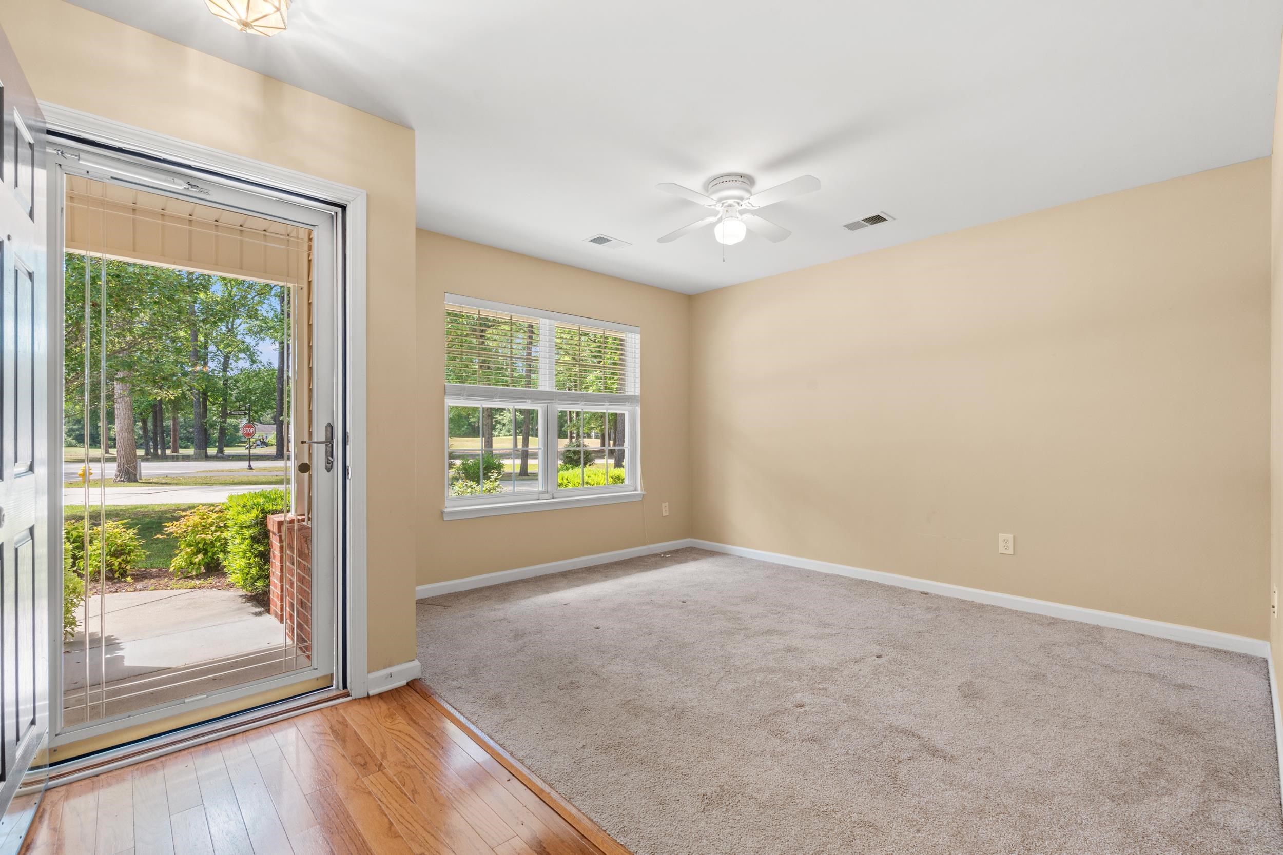 4712 Peony Circle