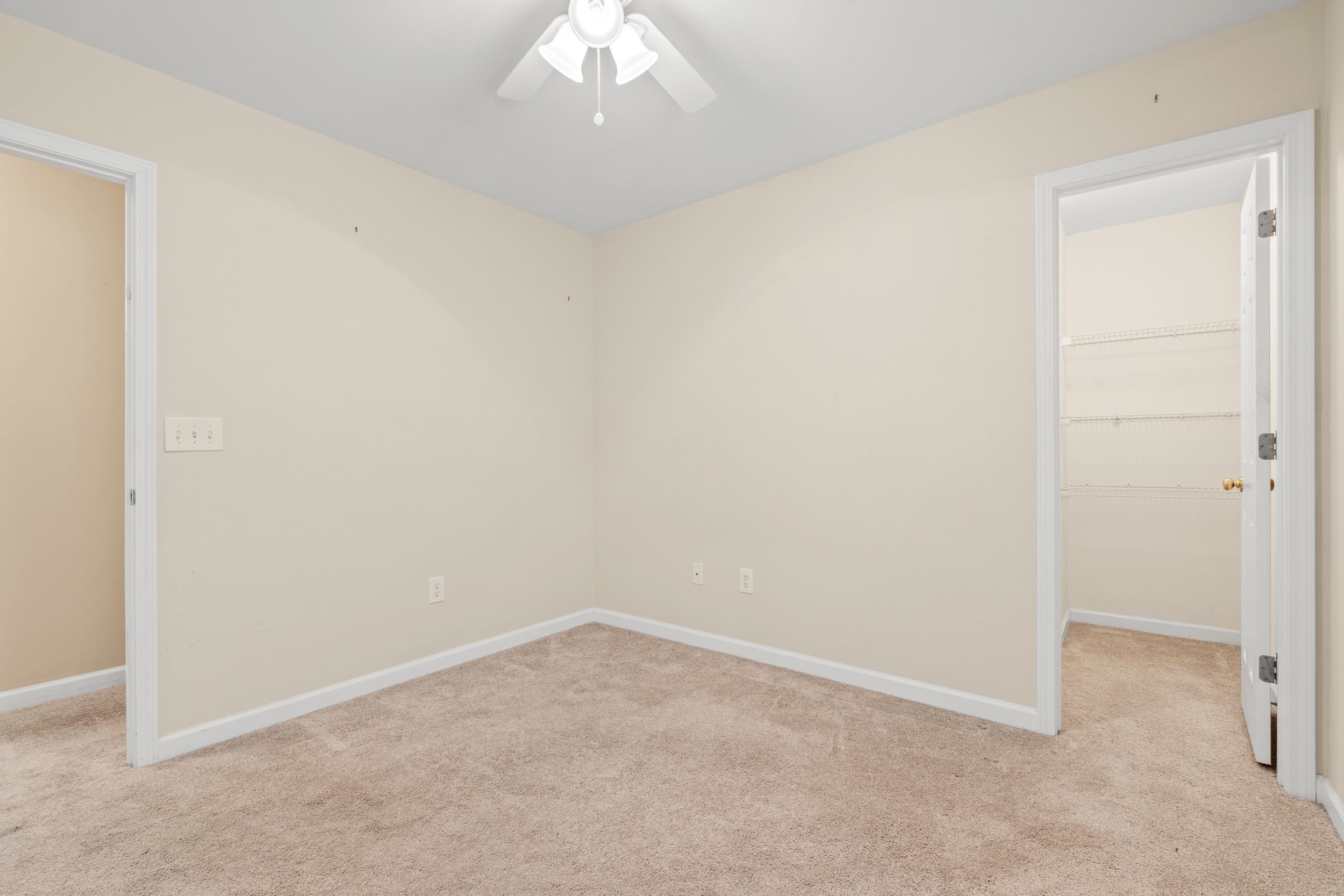 4712 Peony Circle