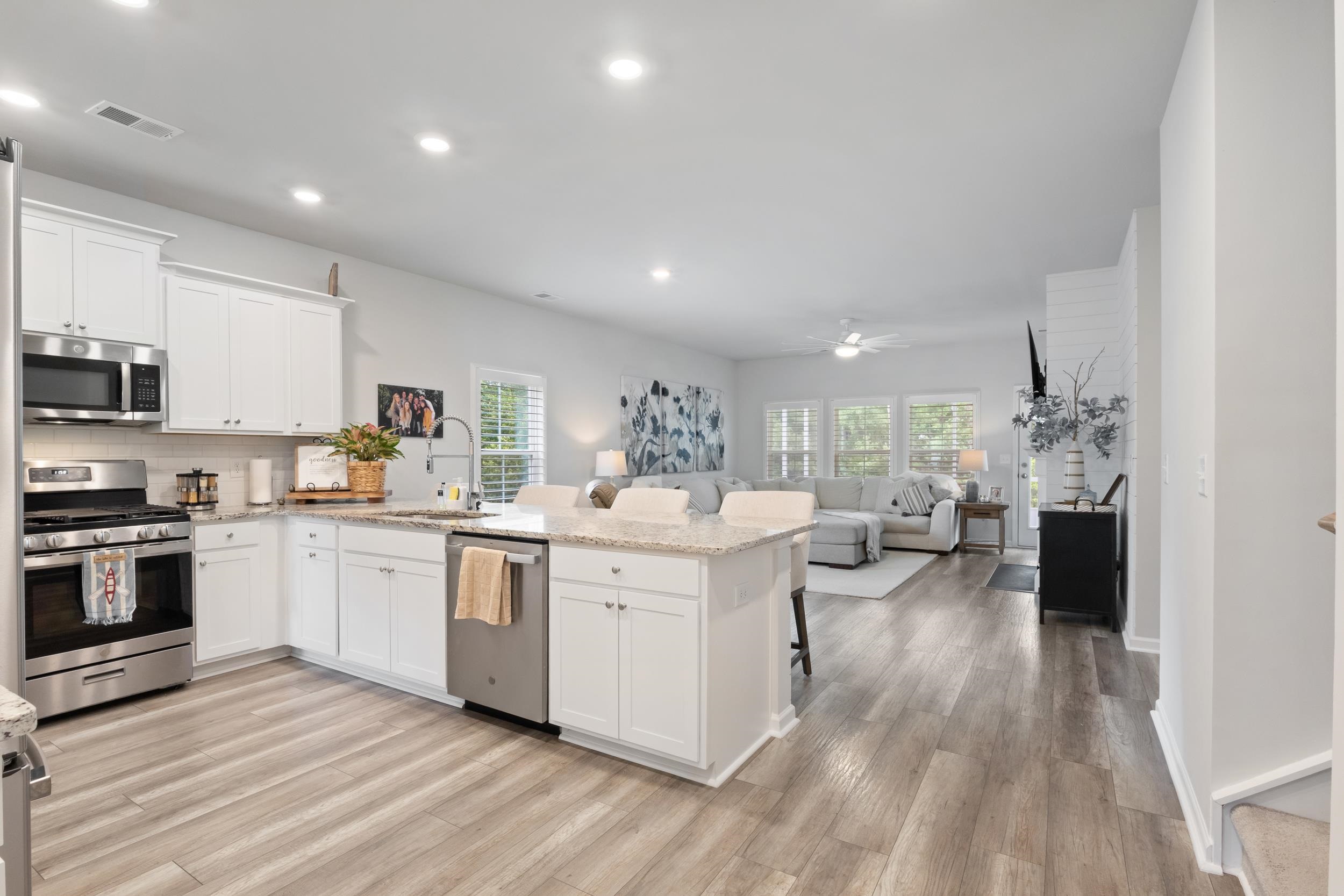 5605 Canary Island Ct.