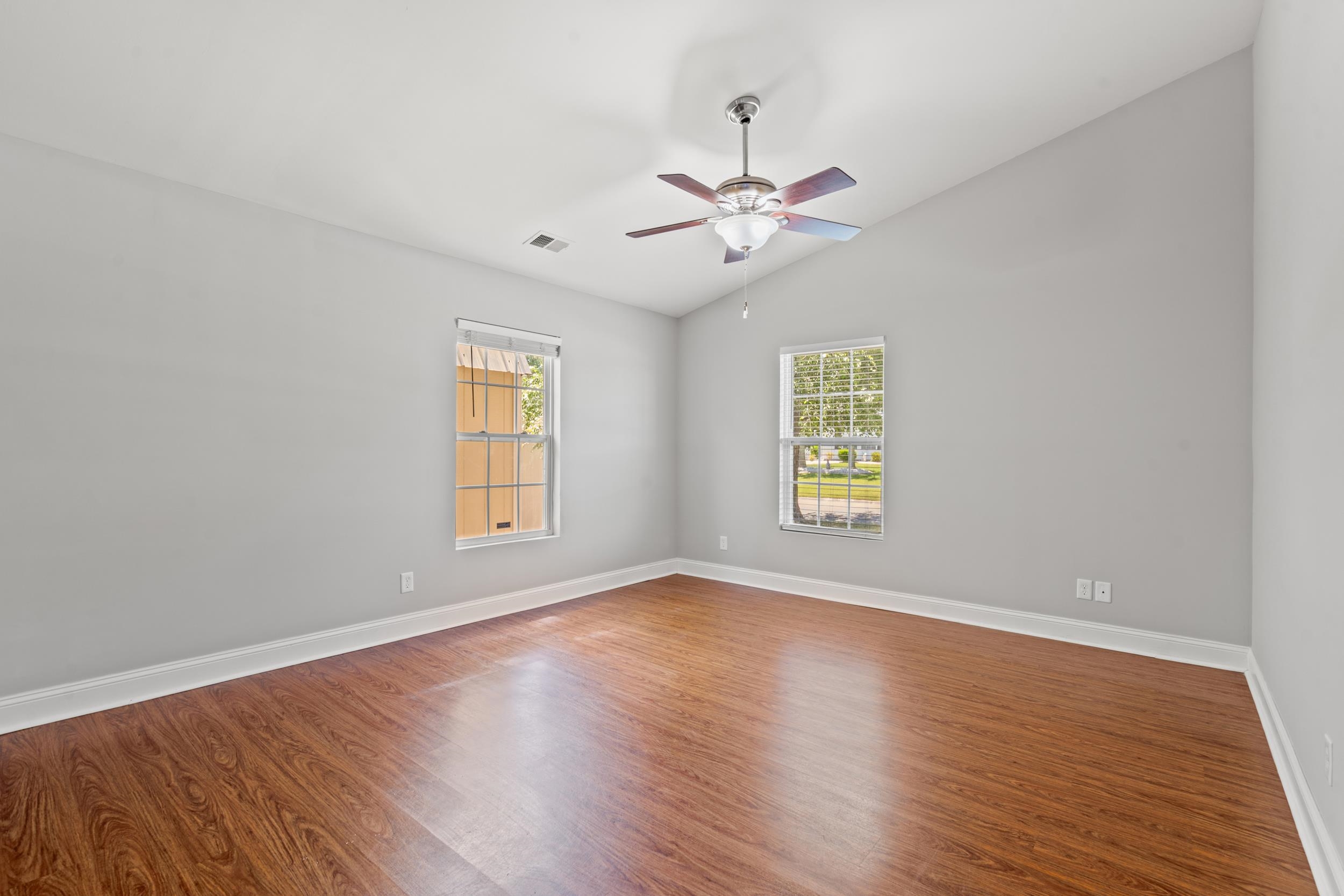 700 Alexis Dr.