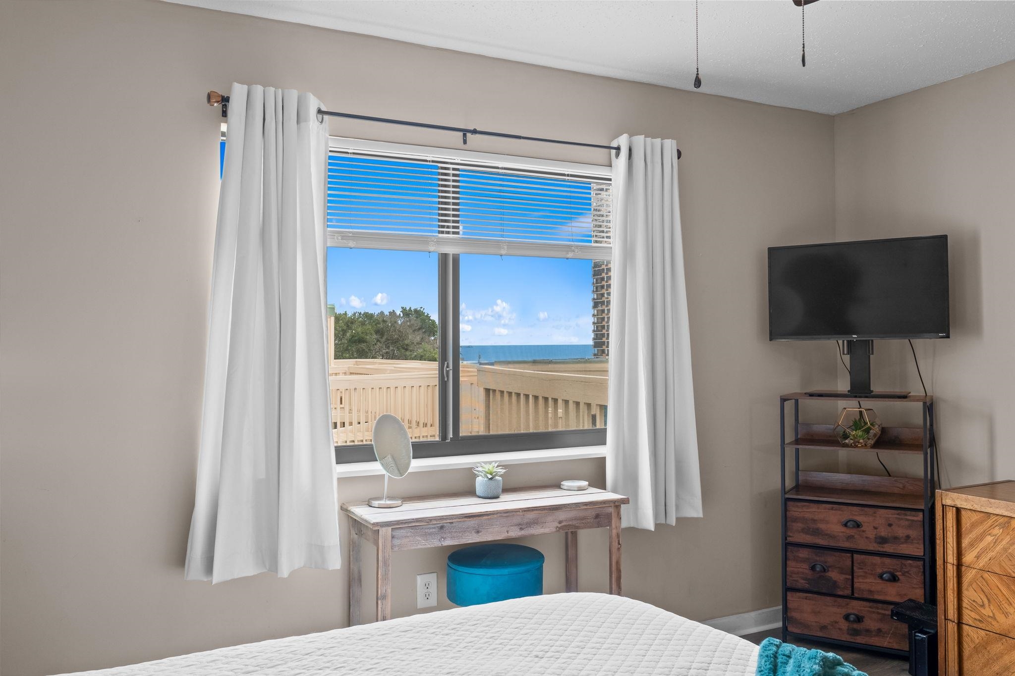 9661 Shore Dr. Unit: C-15