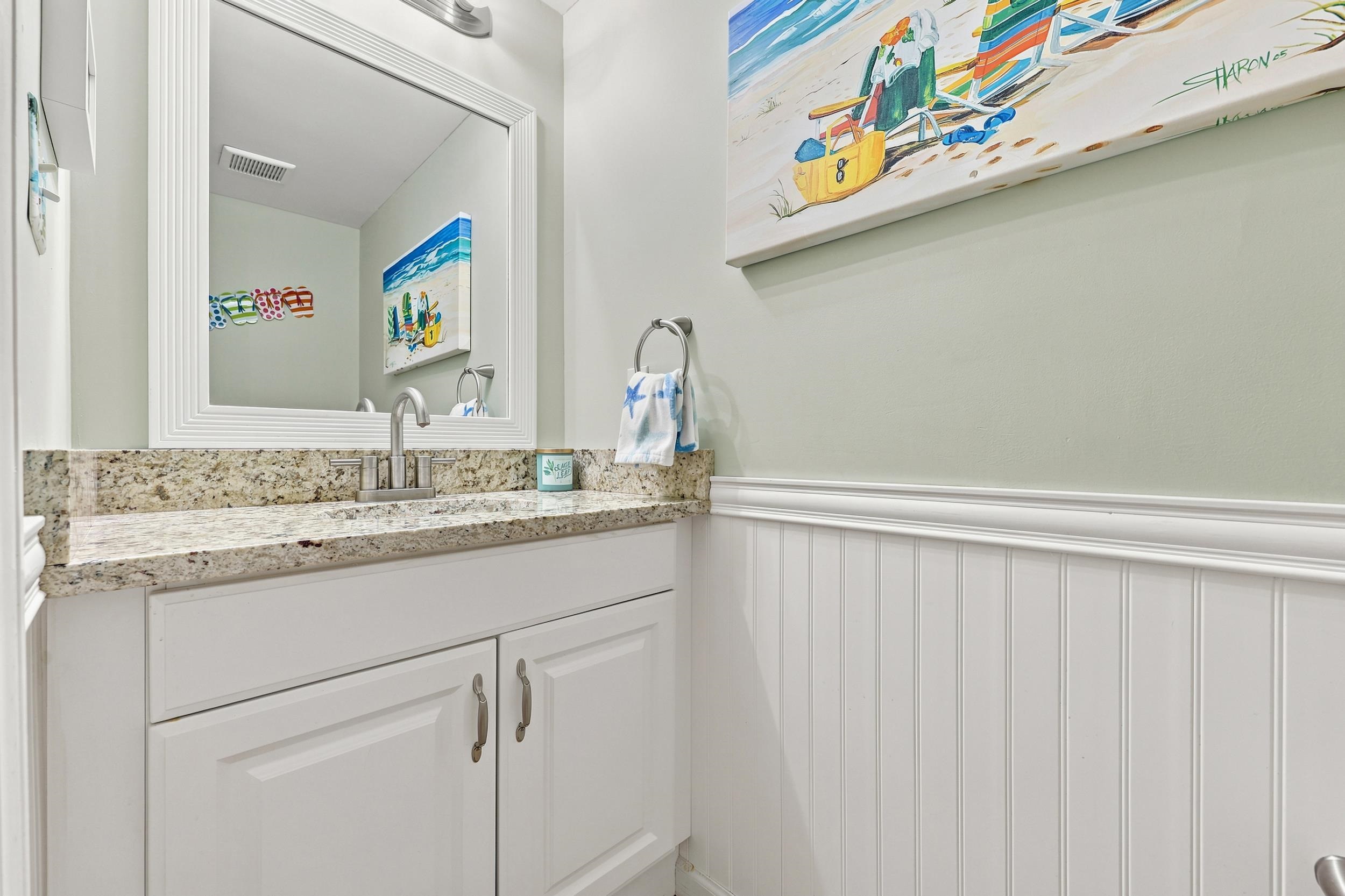 604 36th Ave. N Unit: 604-D
