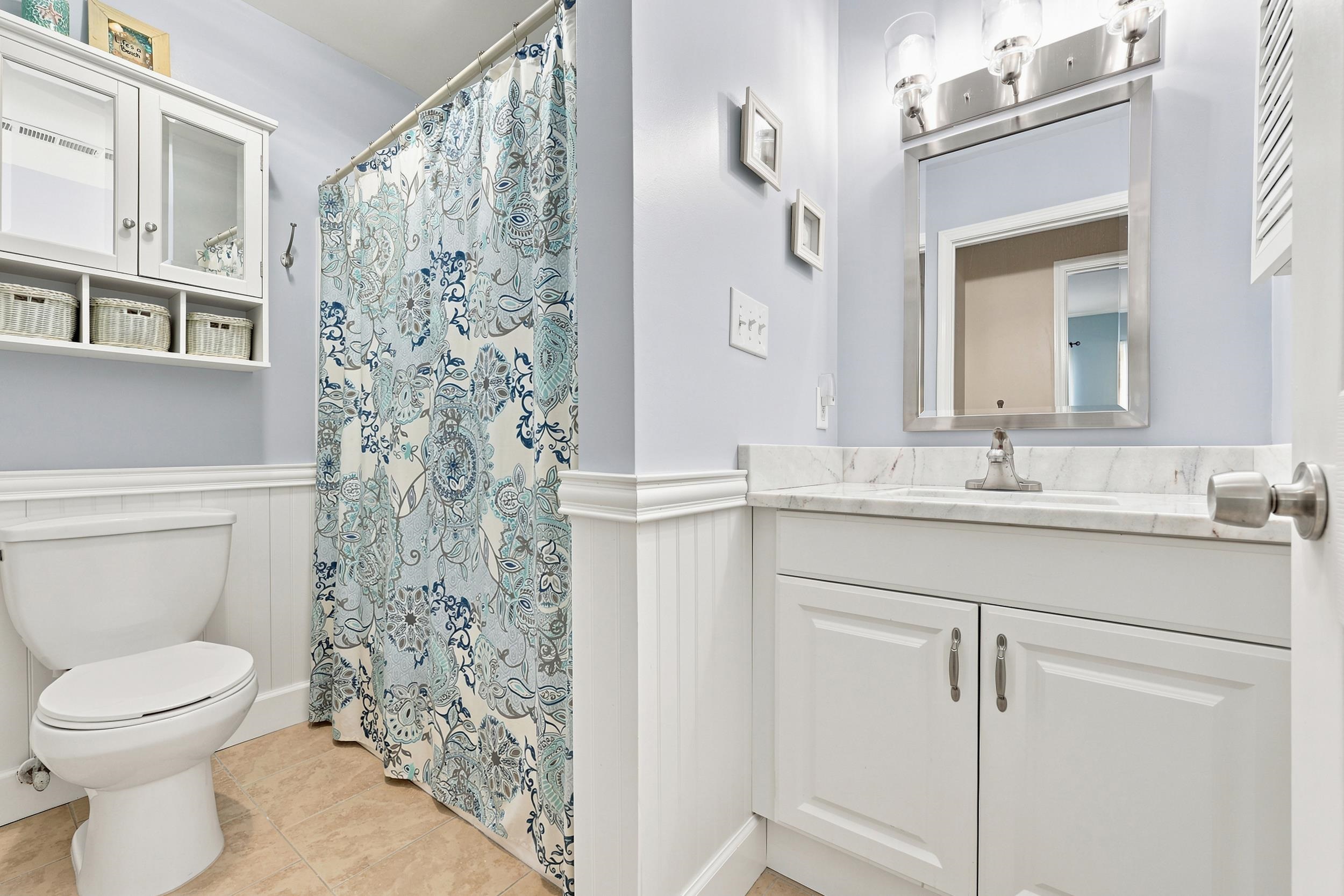 604 36th Ave. N Unit: 604-D