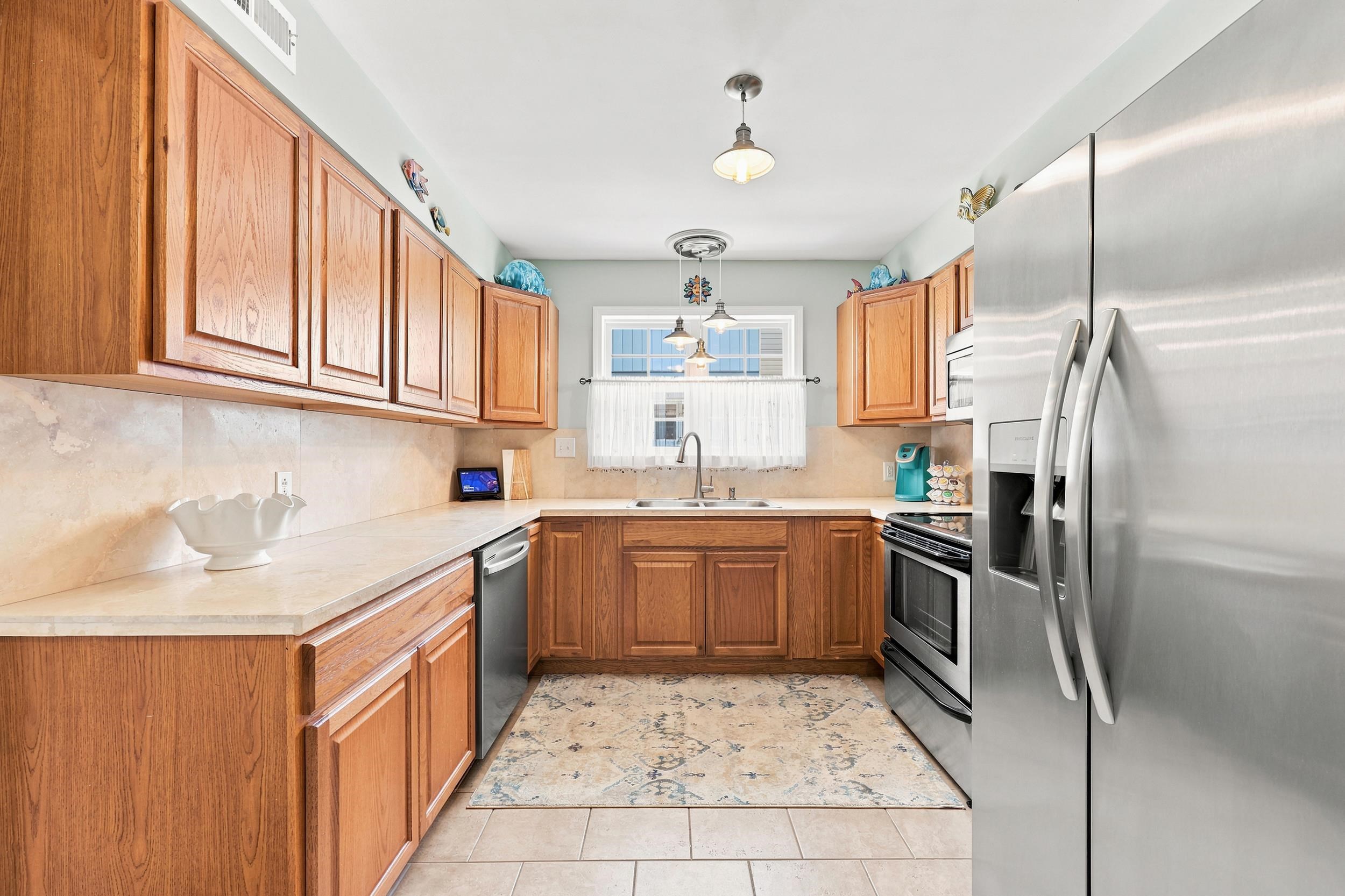 604 36th Ave. N Unit: 604-D