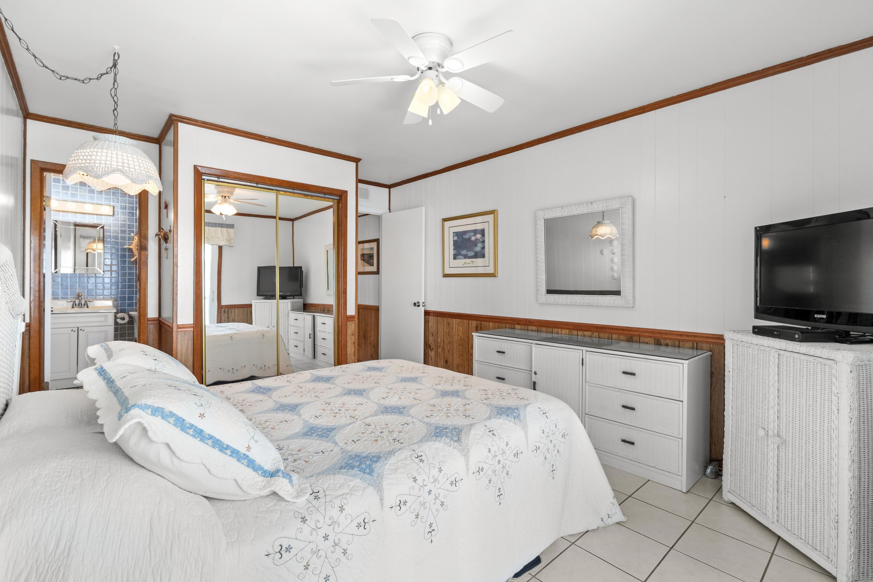 9570 Shore Dr. Unit: 312