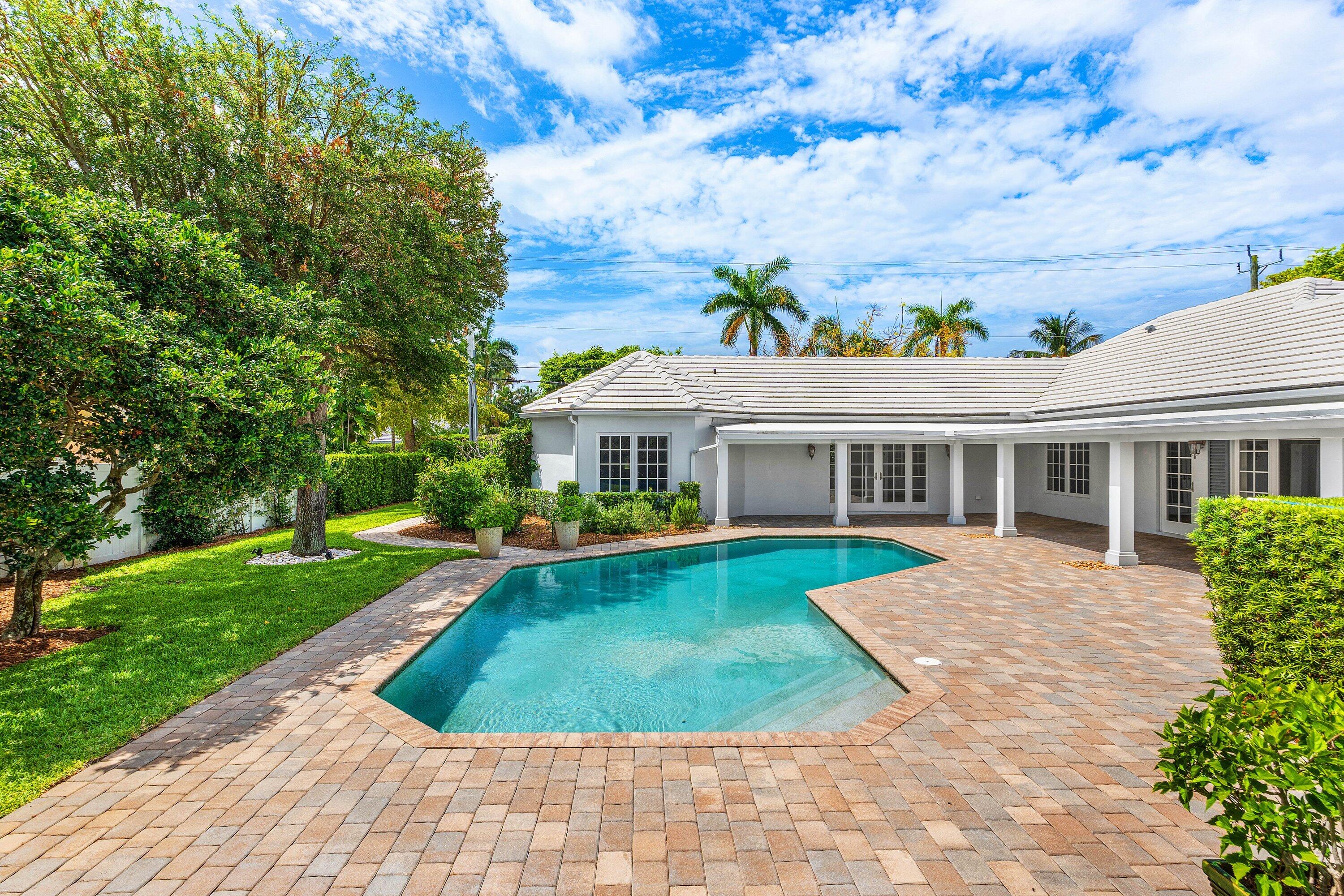 1103 NW 6th Avenue