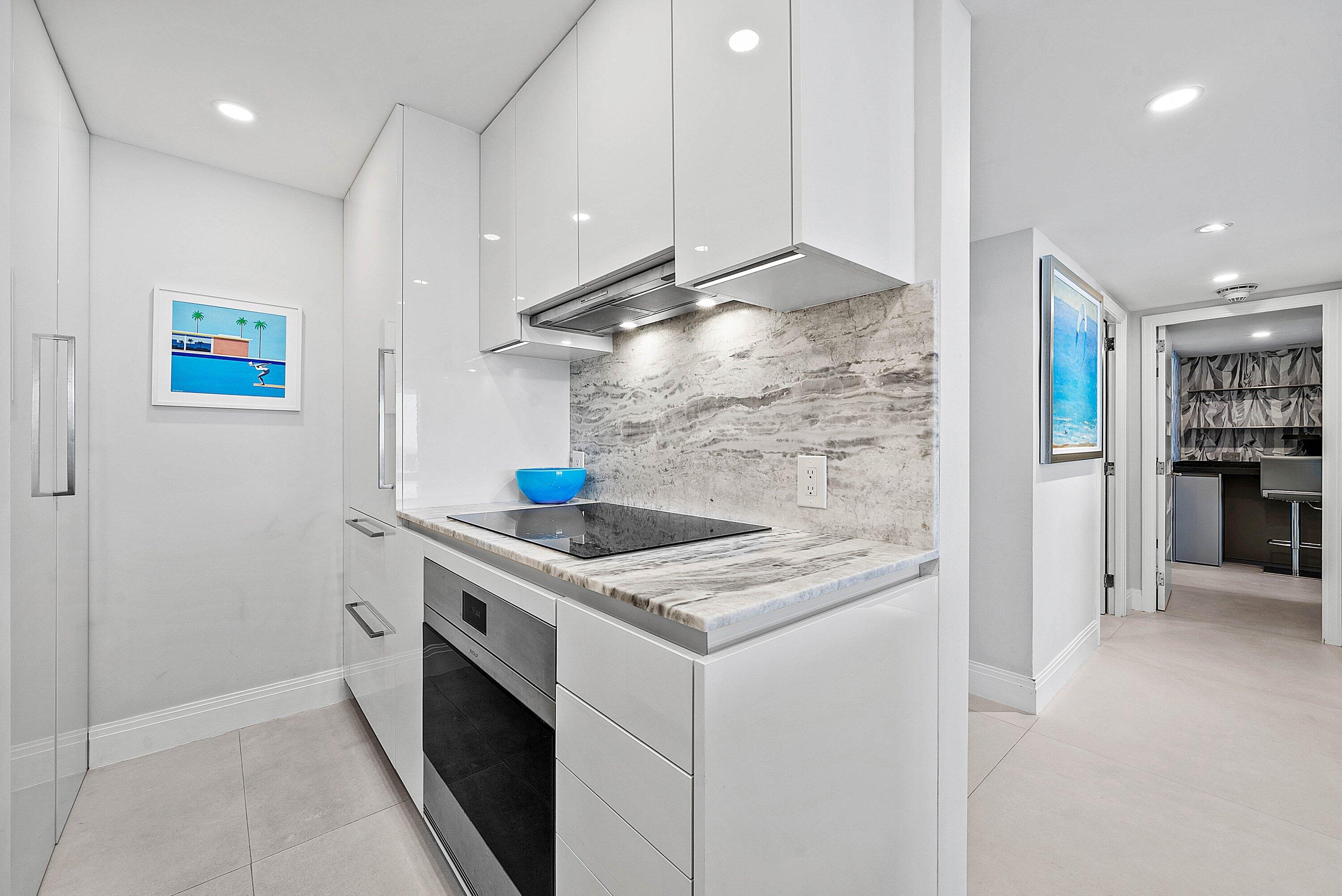 1225 S Ocean Boulevard 404