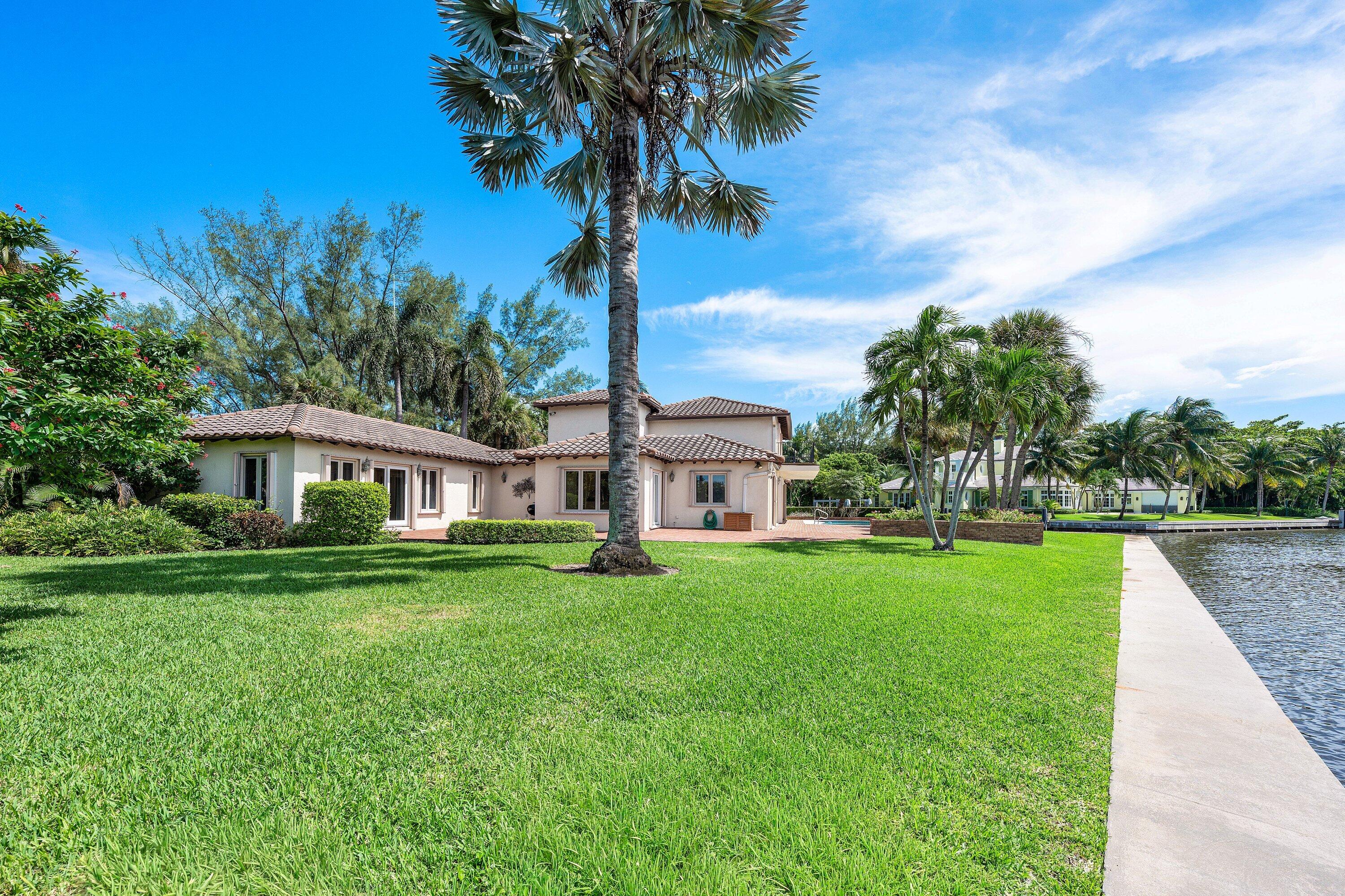 11 N Hidden Harbour Drive