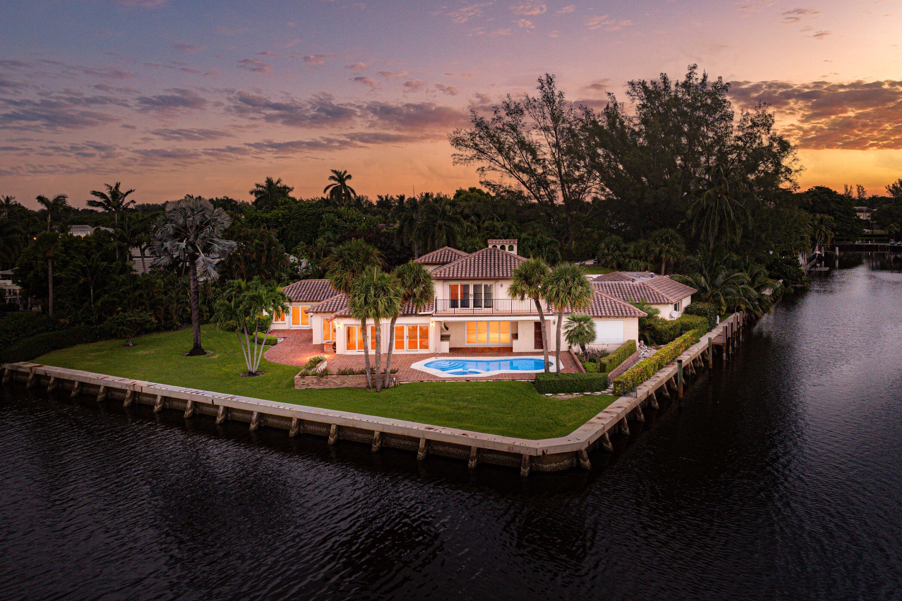 11 N Hidden Harbour Drive