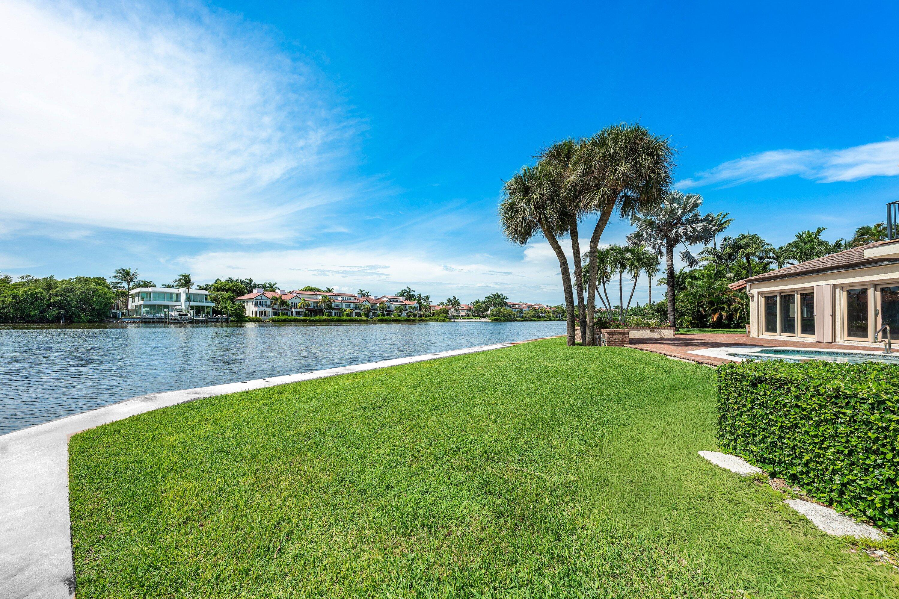 11 N Hidden Harbour Drive